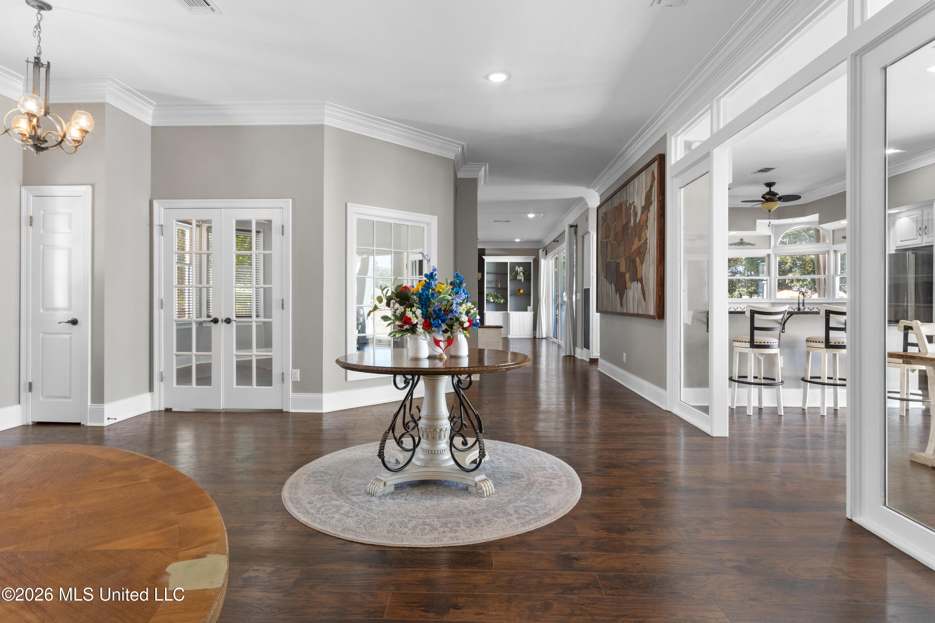 1009 Pino Street Property Photo 9