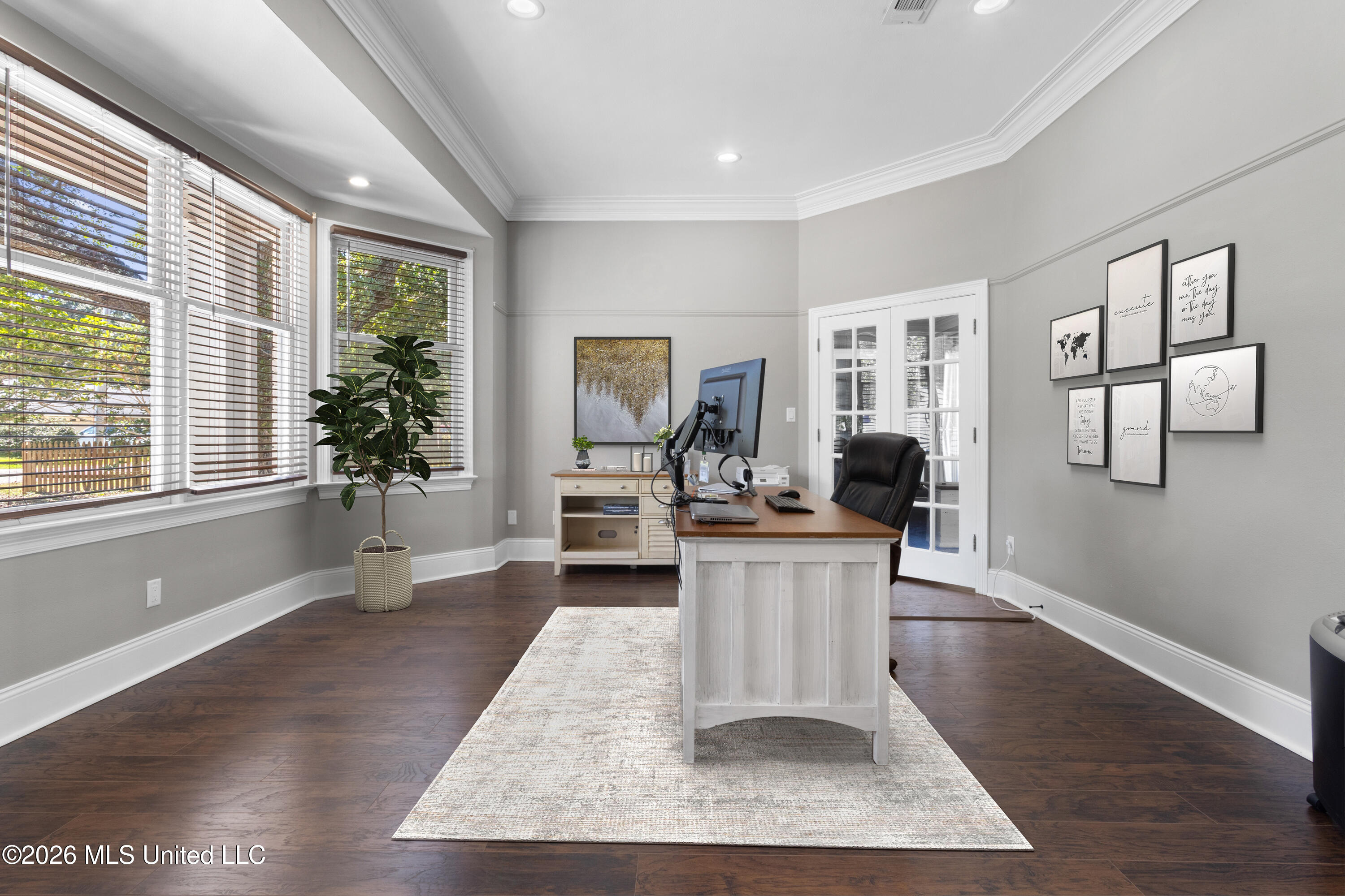 1009 Pino Street Property Photo 15