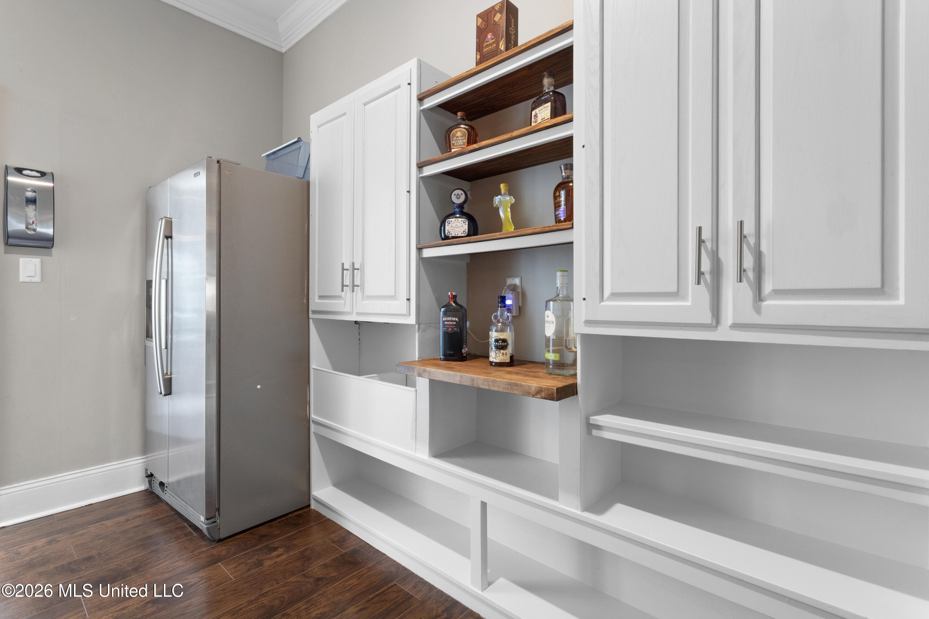 1009 Pino Street Property Photo 31