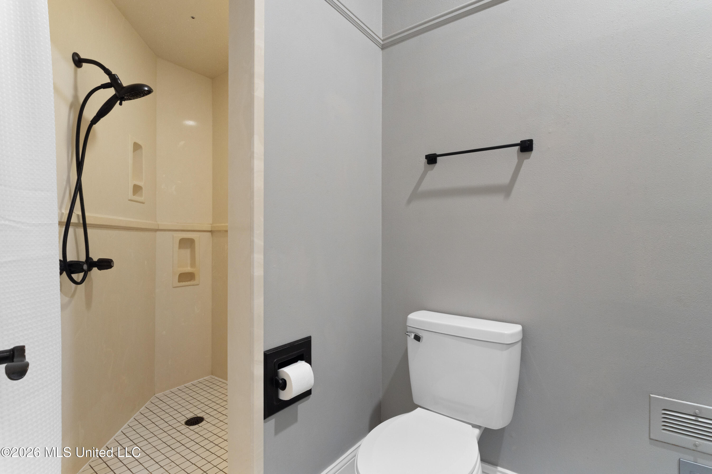 1009 Pino Street Property Photo 44