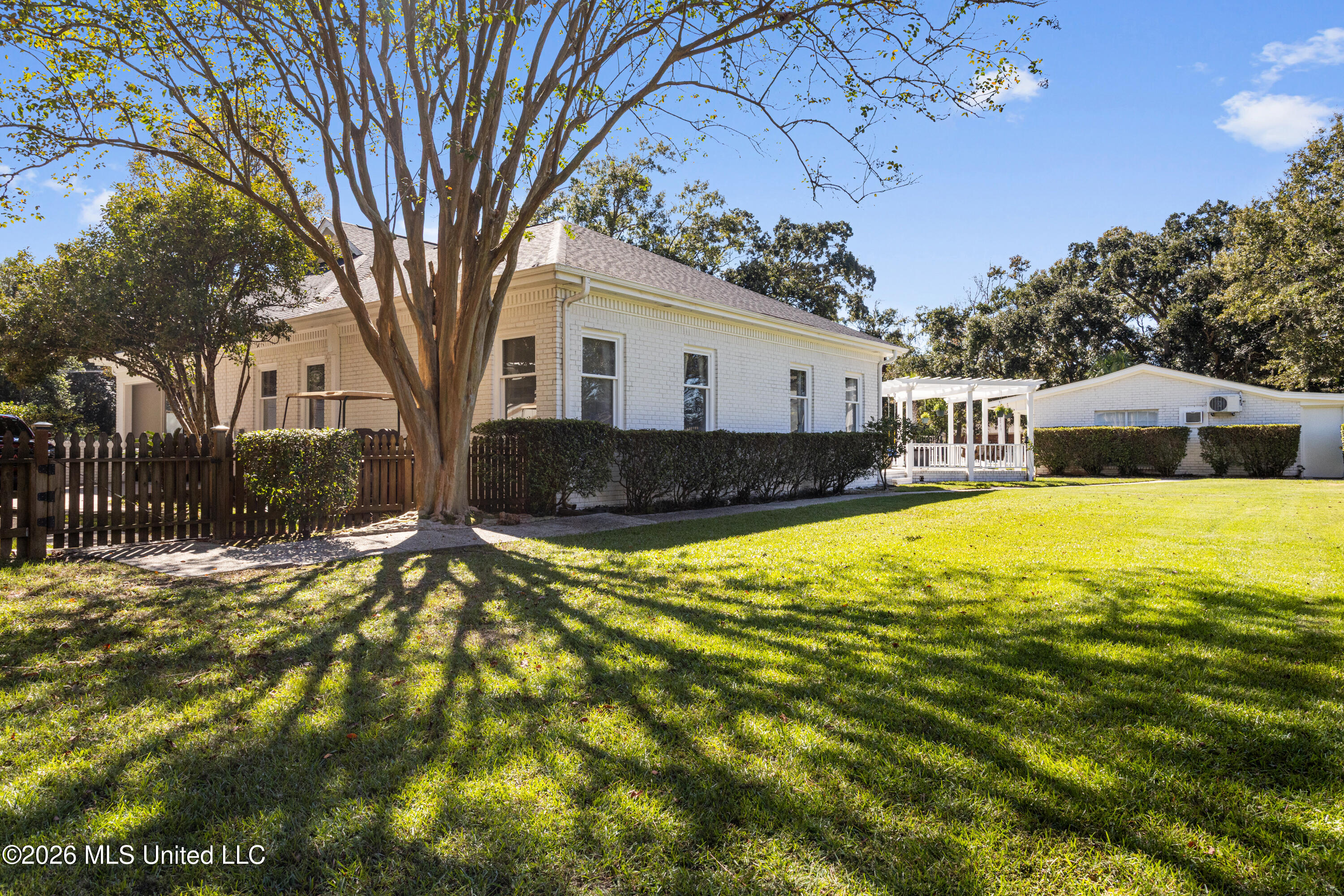 1009 Pino Street Property Photo 77