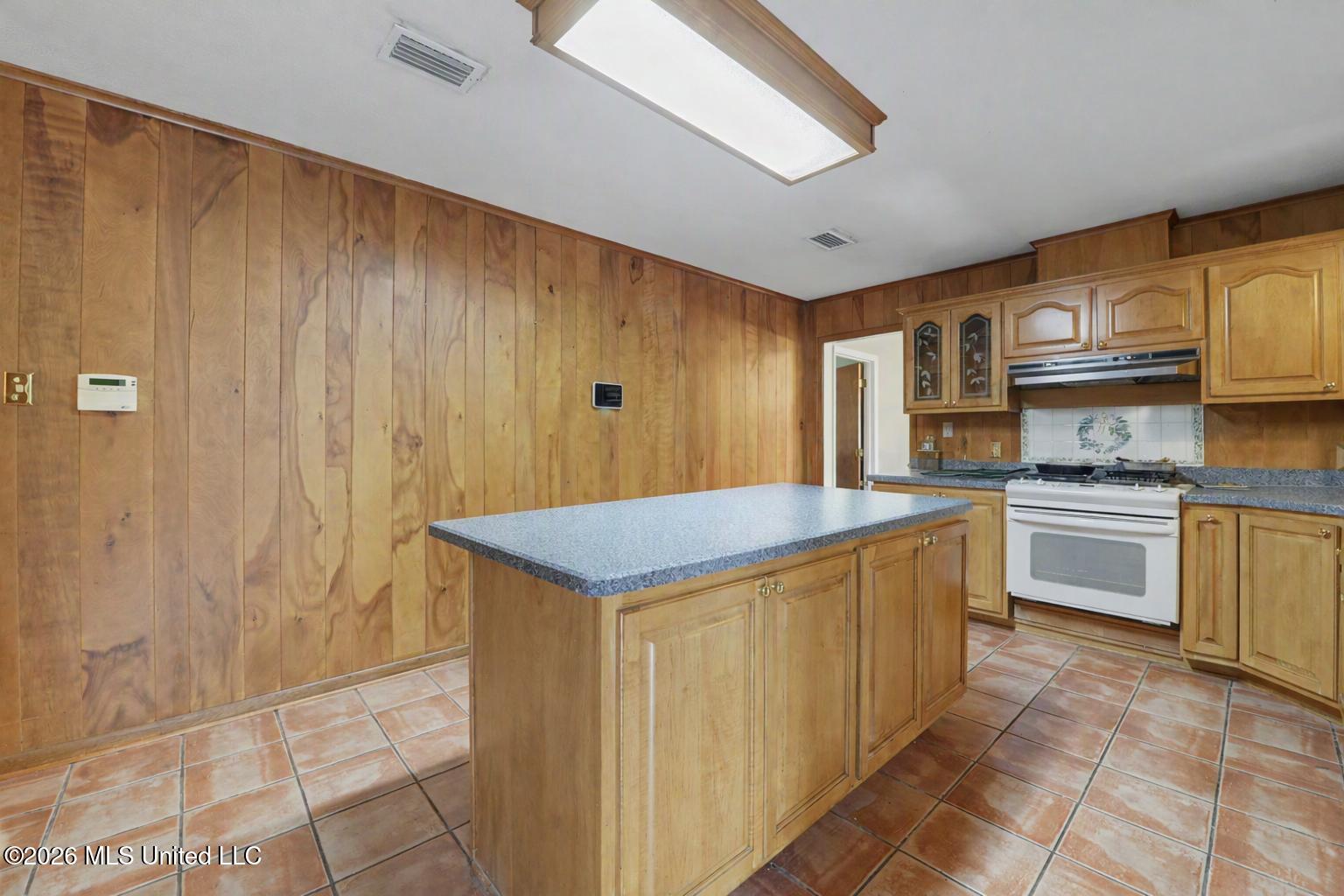 227 Pinewood Circle Property Photo 10