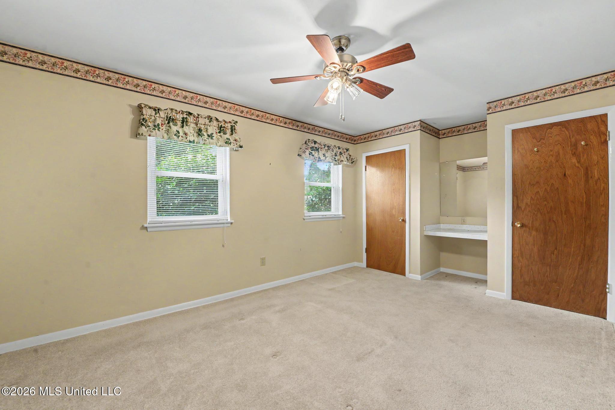 227 Pinewood Circle Property Photo 16