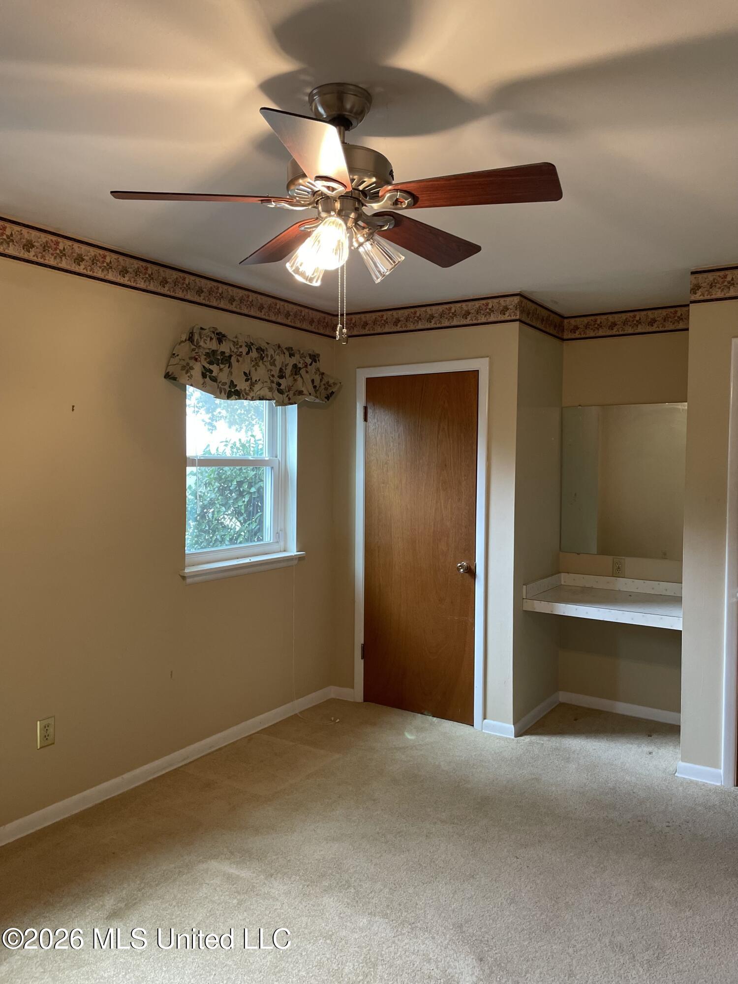 227 Pinewood Circle Property Photo 18