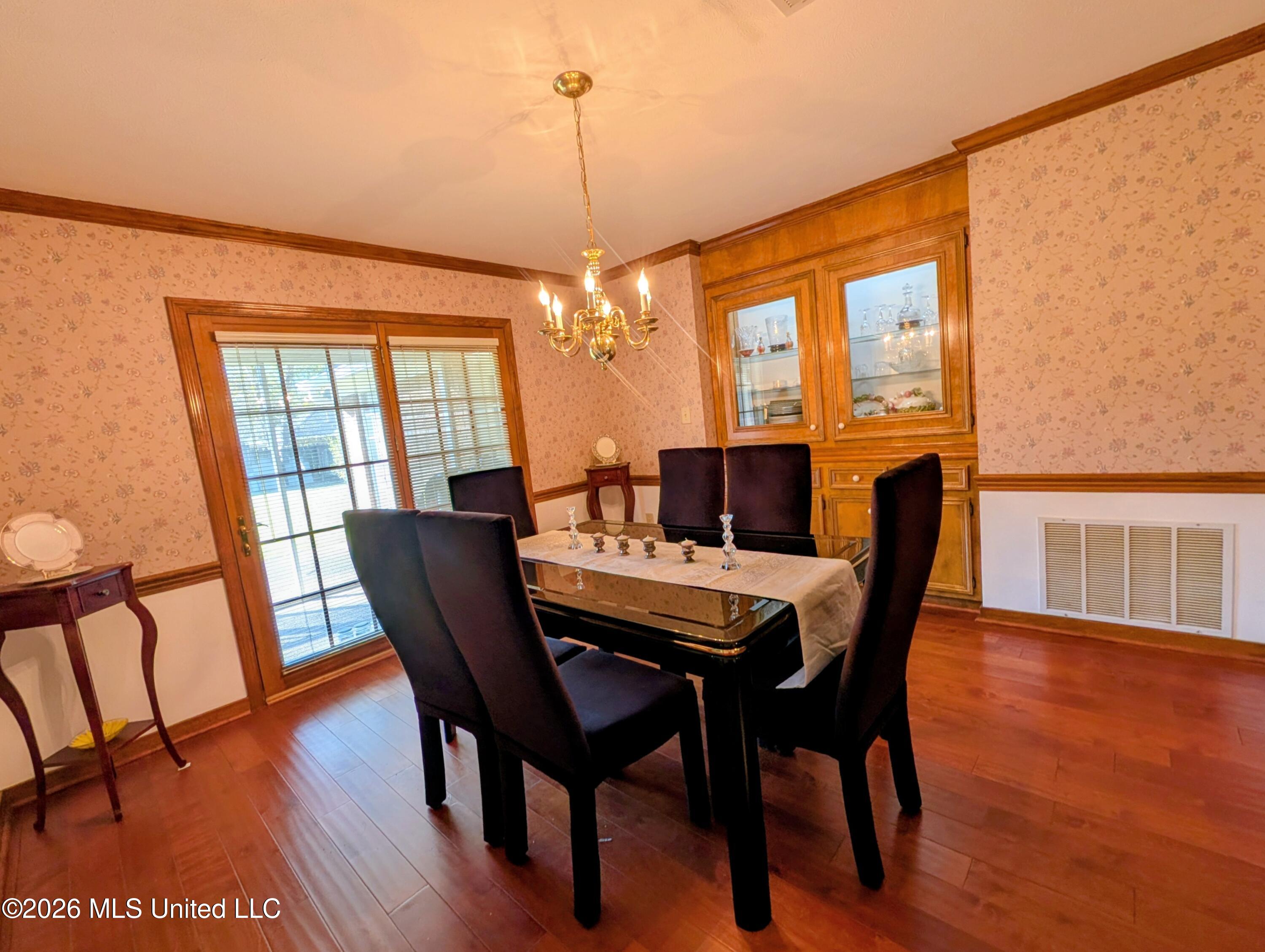 150 Sumac Drive Property Photo 9