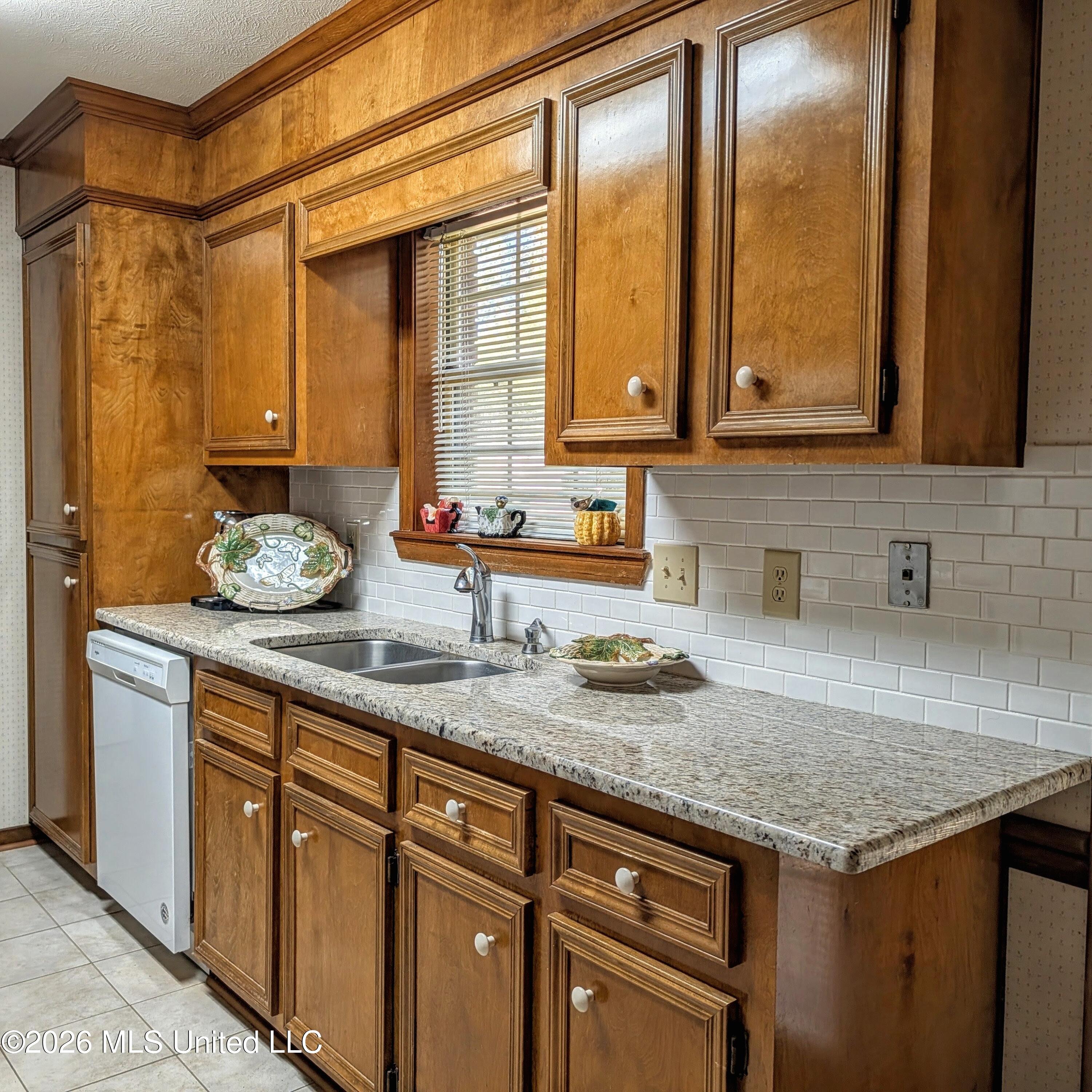 150 Sumac Drive Property Photo 11