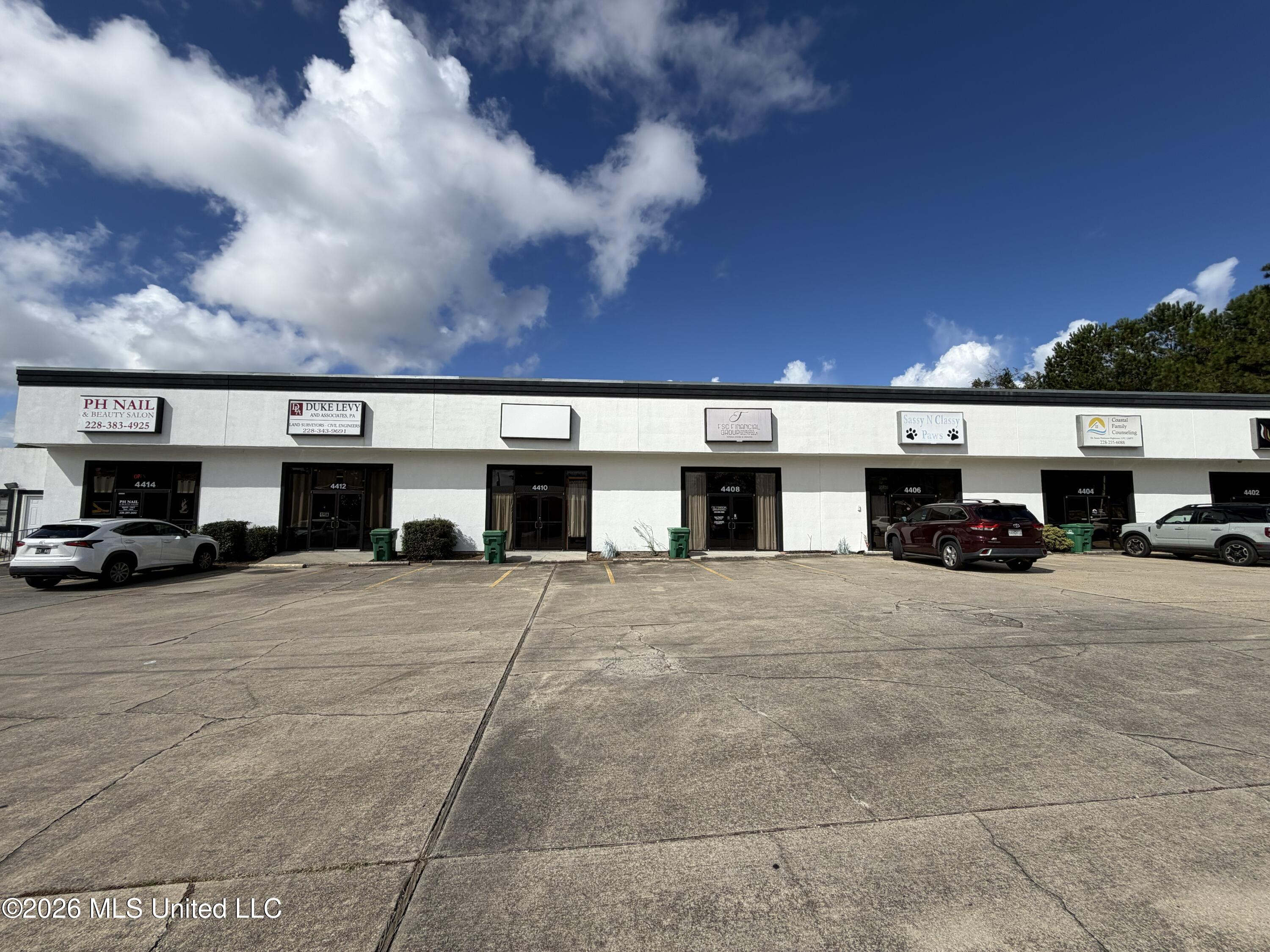 4410 Leisure Time Drive Property Photo 1