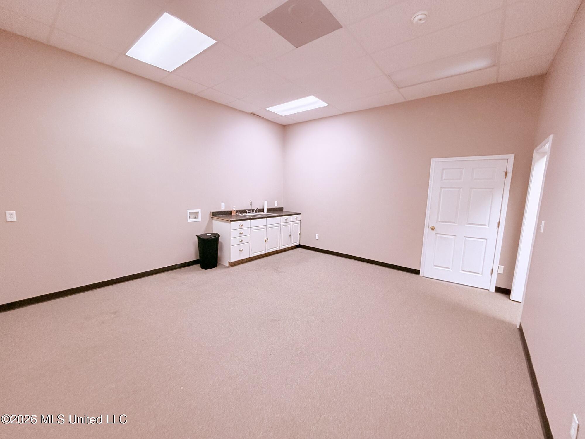 4410 Leisure Time Drive Property Photo 5