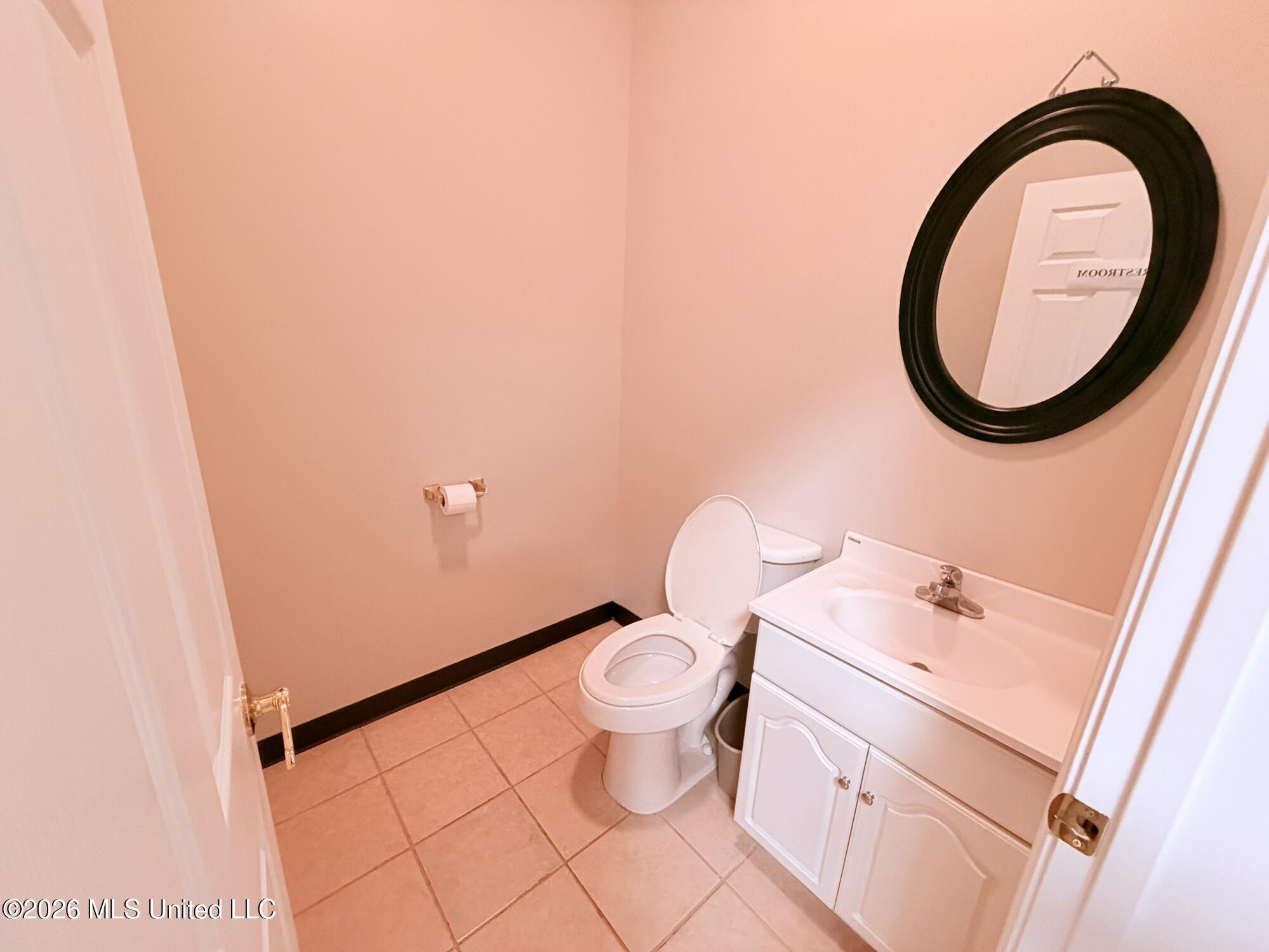 4410 Leisure Time Drive Property Photo 8