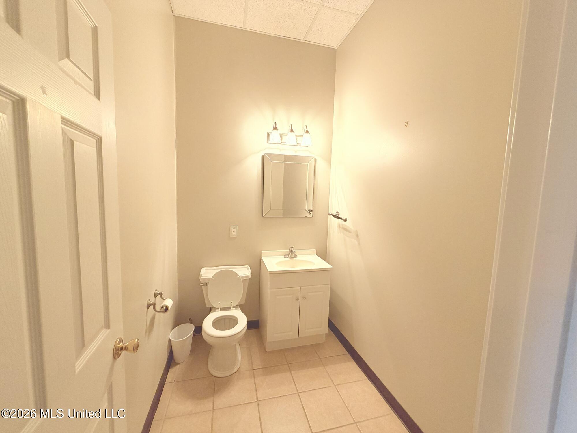 4410 Leisure Time Drive Property Photo 9