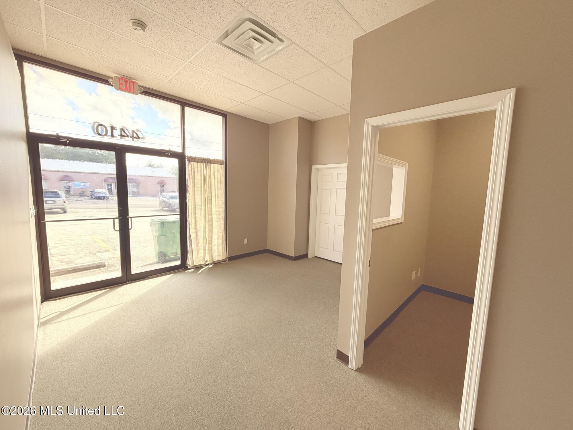 4410 Leisure Time Drive Property Photo 10