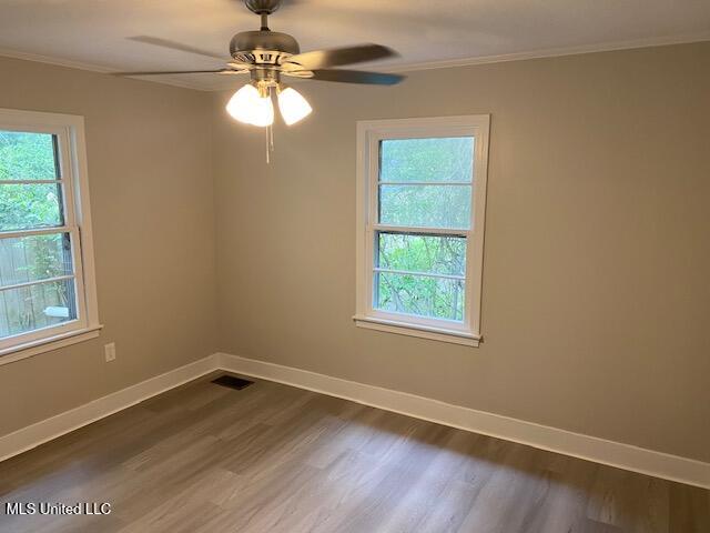 506 S Smylie Street Property Photo 8