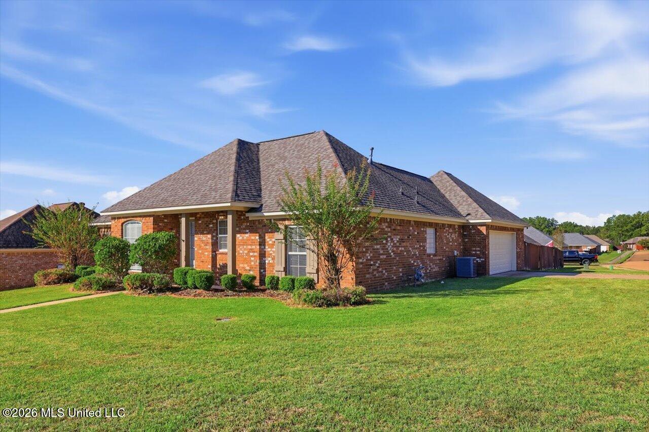 227 Silver Lake Property Photo 2