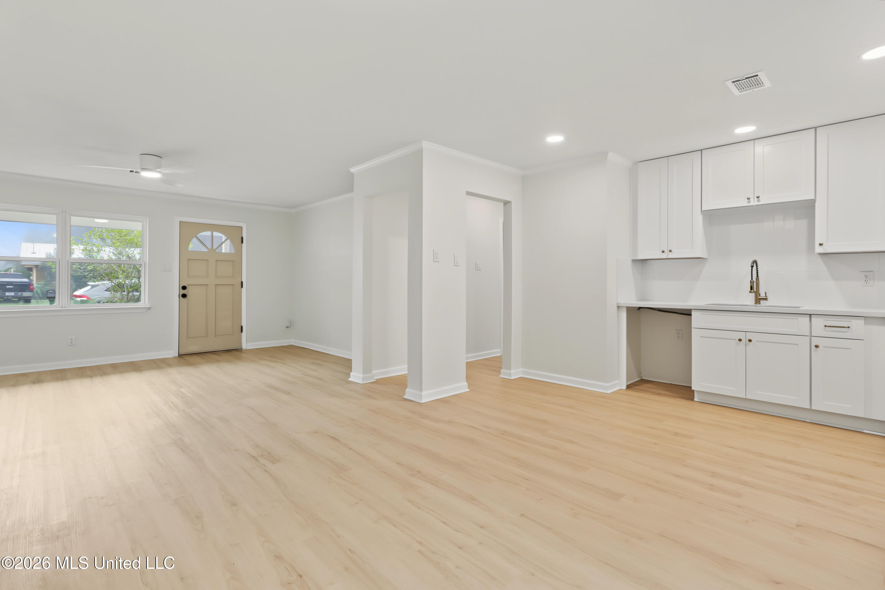 129 Woodland Circle Property Photo 6