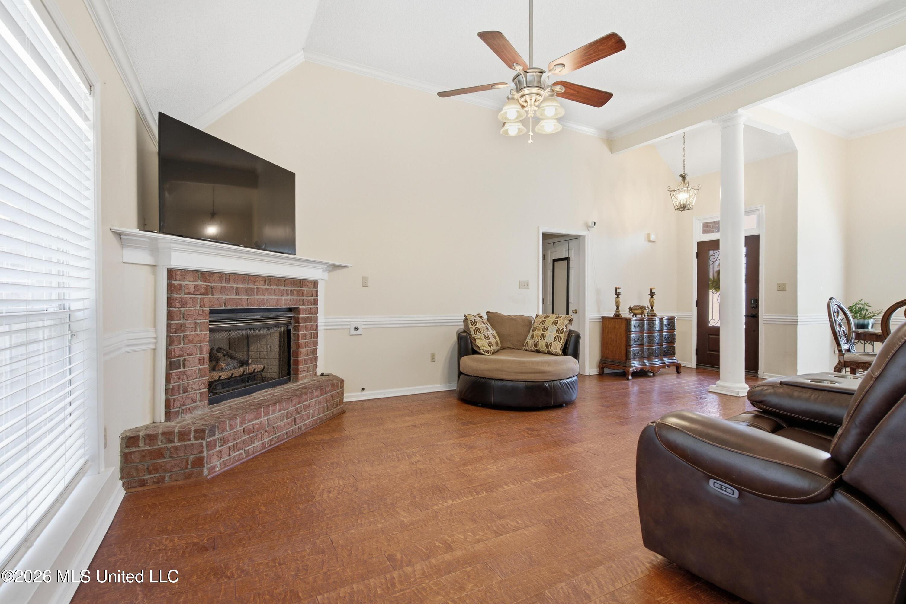 8903 Shellflower Drive Property Photo 6