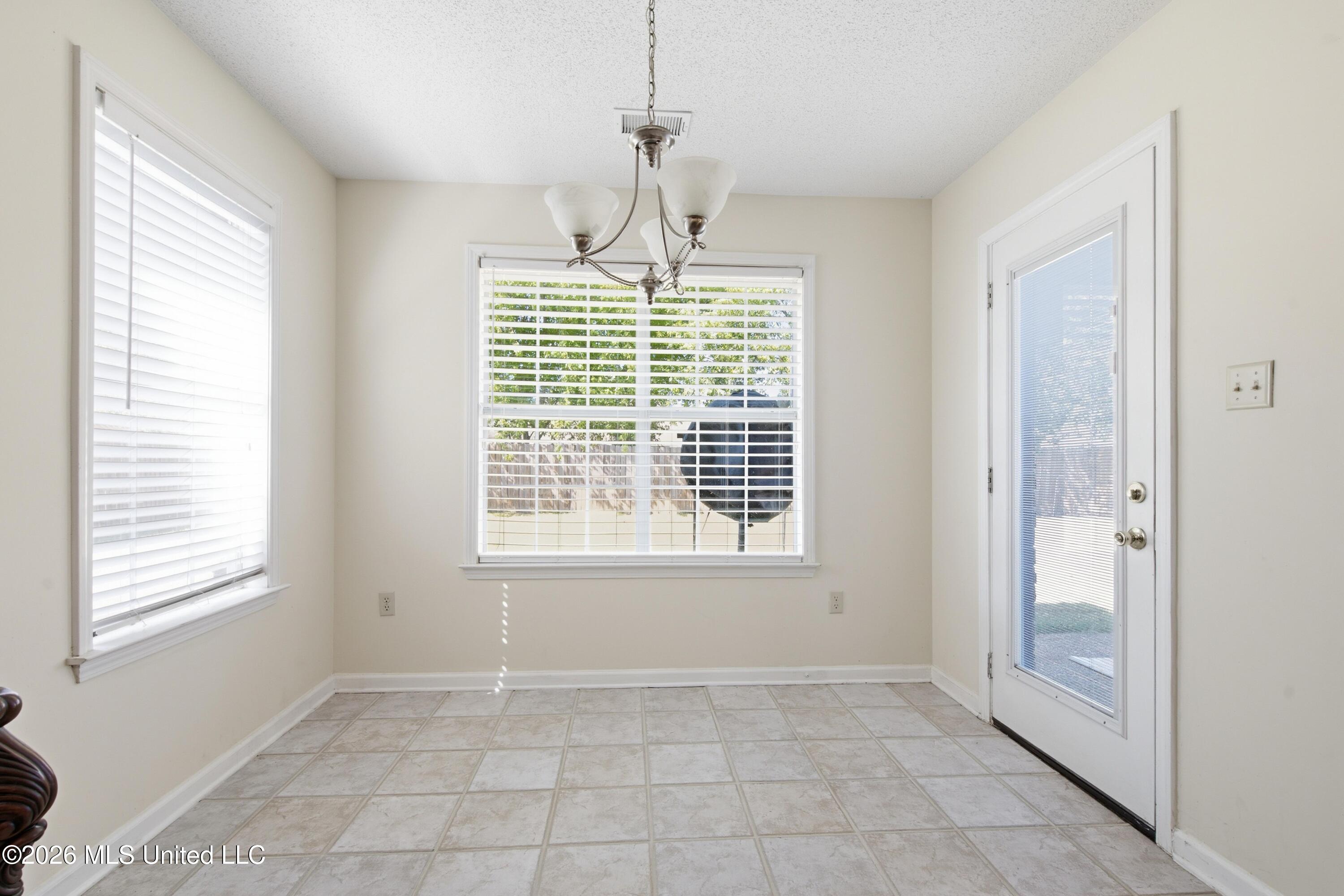 8903 Shellflower Drive Property Photo 8
