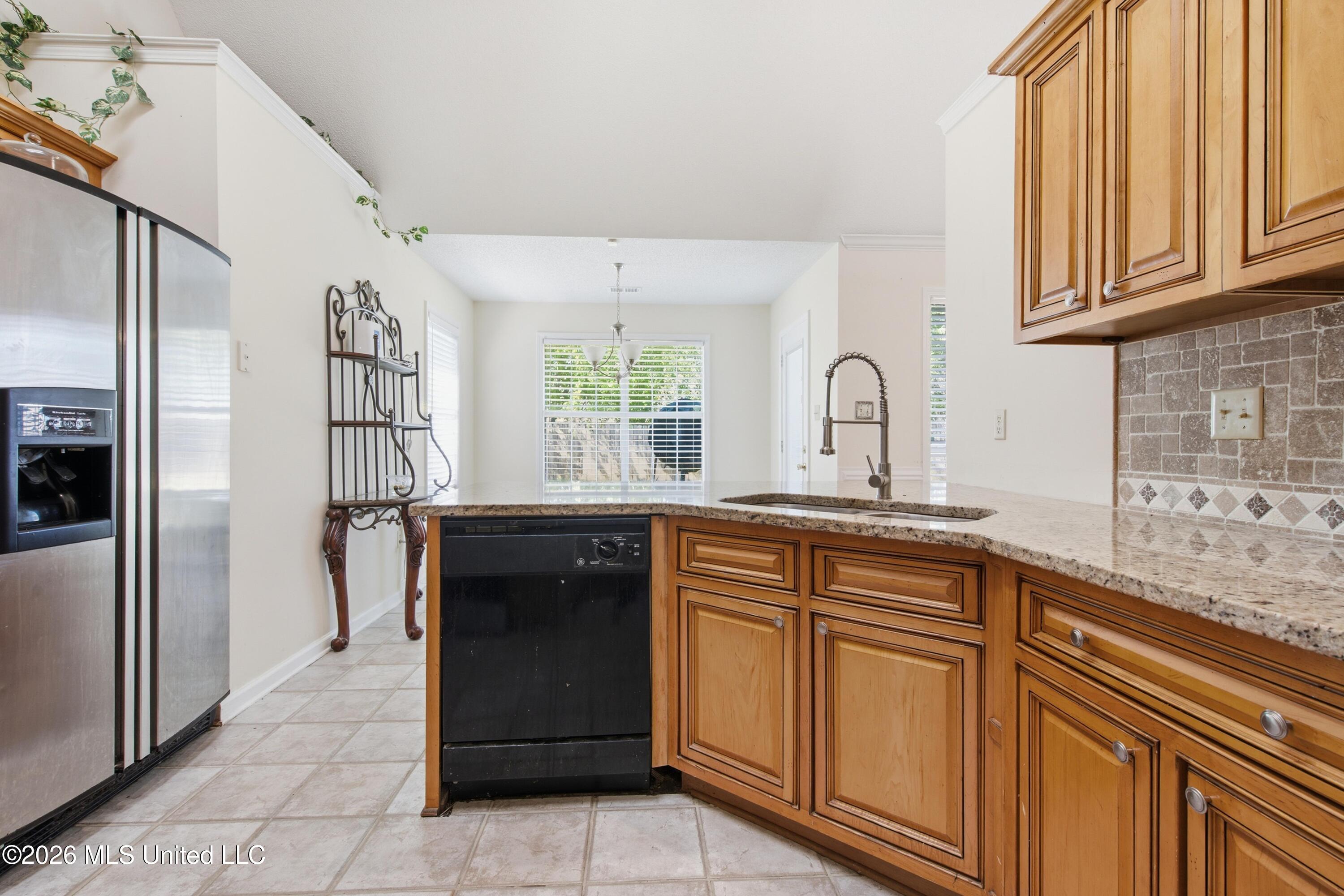 8903 Shellflower Drive Property Photo 11