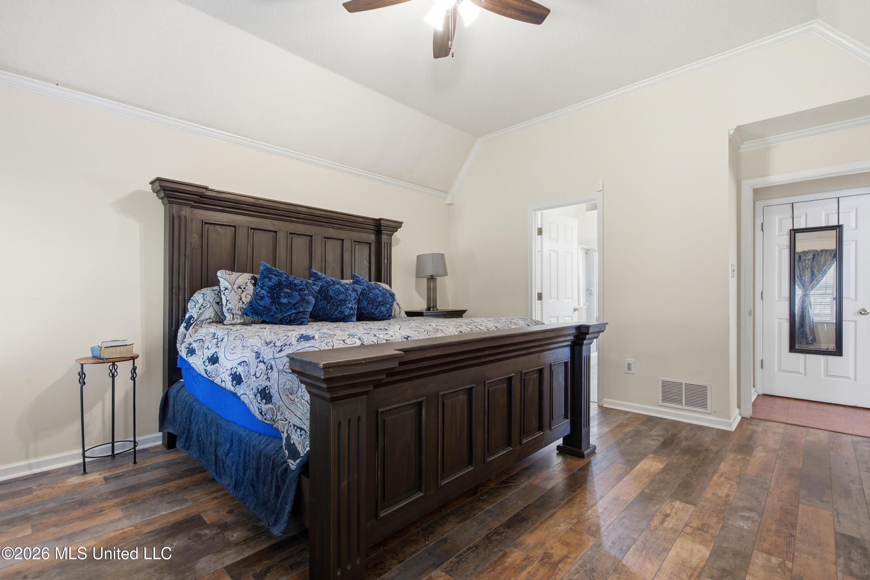 8903 Shellflower Drive Property Photo 16