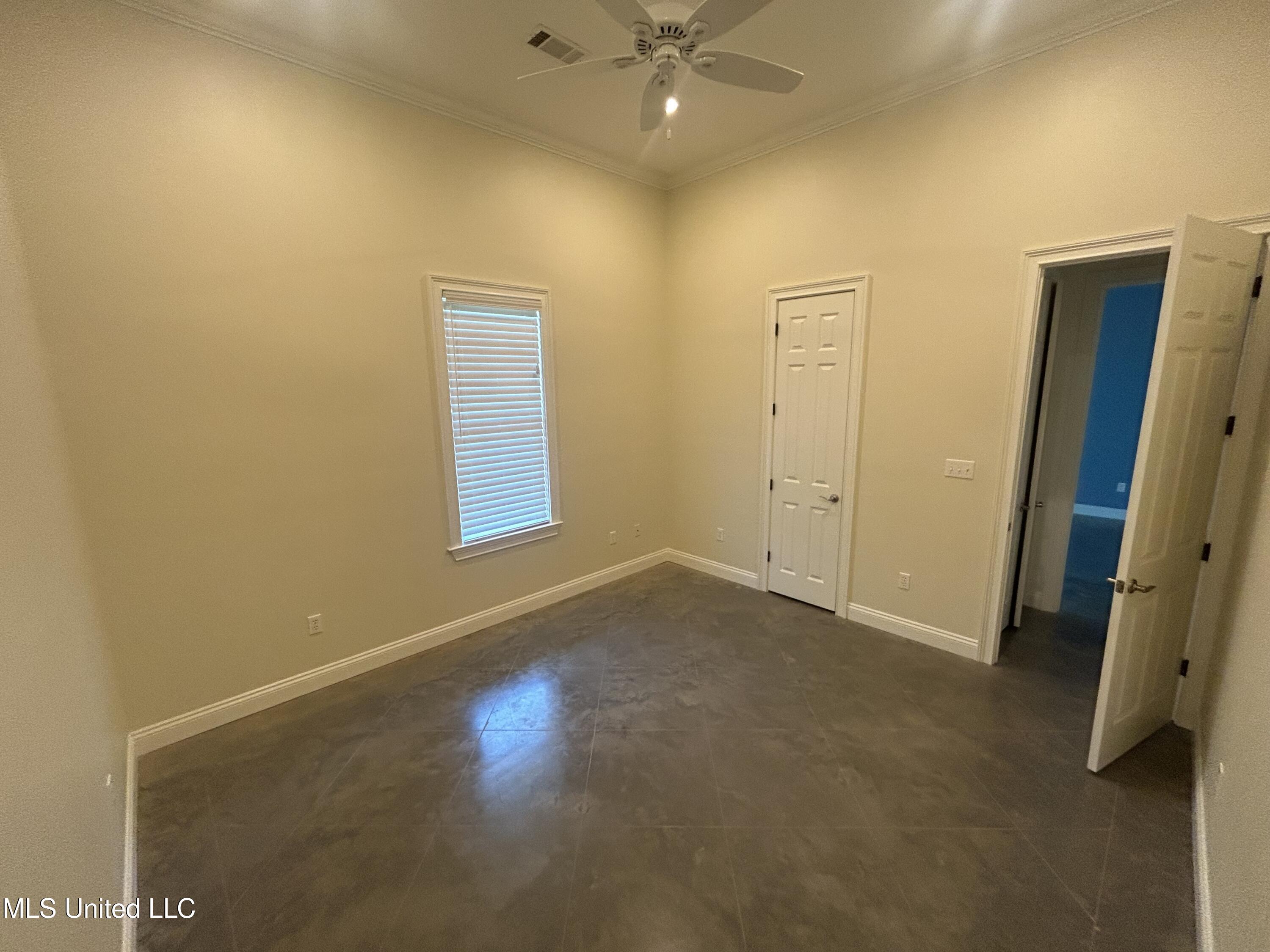 1306 Robert E Lee Drive Property Photo 12