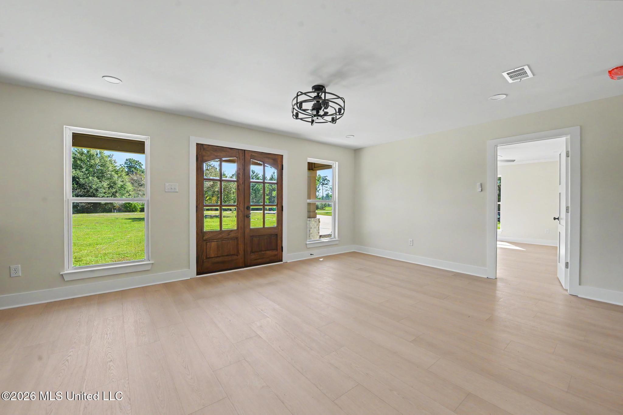 13405 Fox Run Drive Property Photo 7