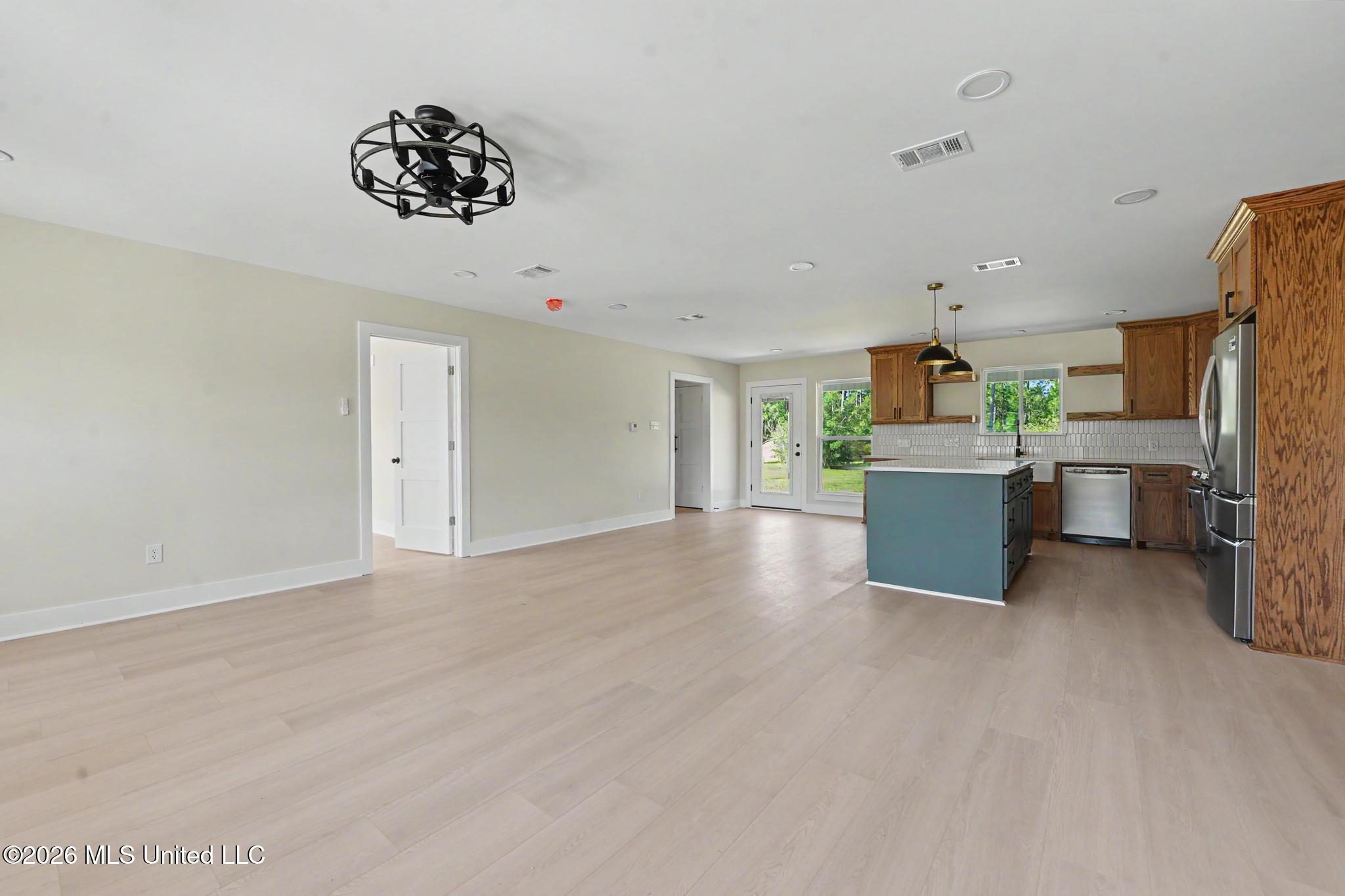 13405 Fox Run Drive Property Photo 9