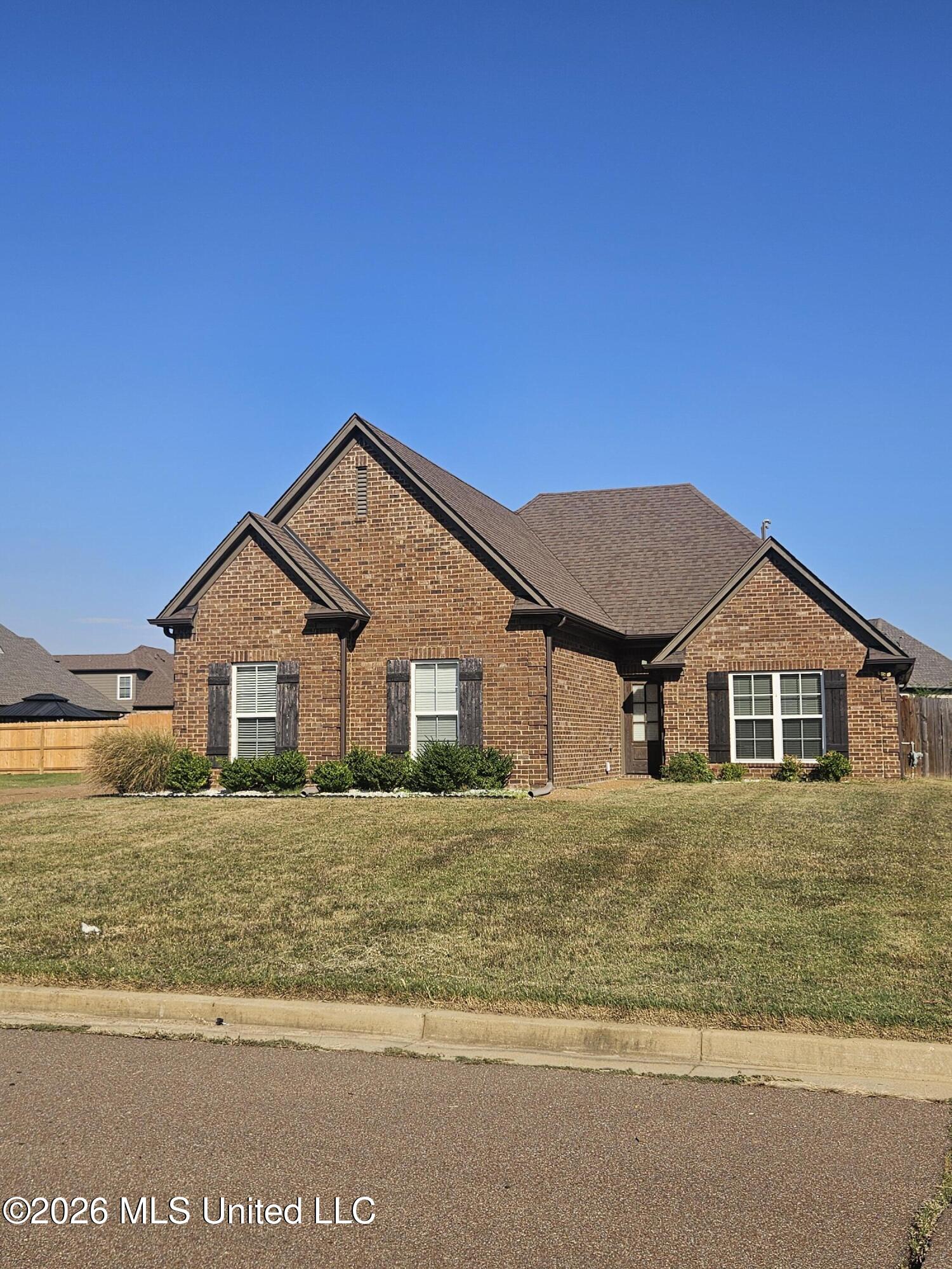 4540 West Cove Property Photo 3
