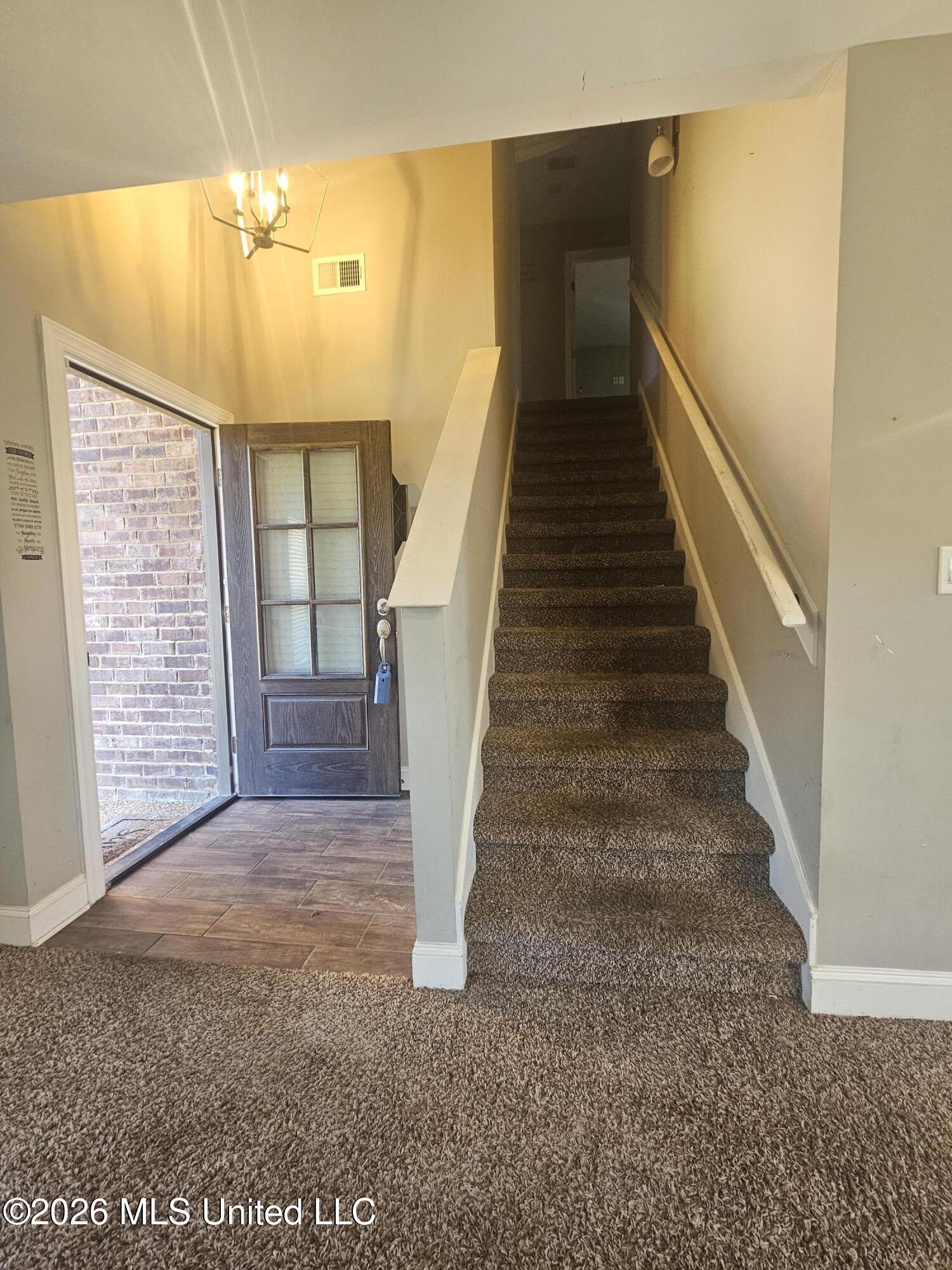 4540 West Cove Property Photo 7
