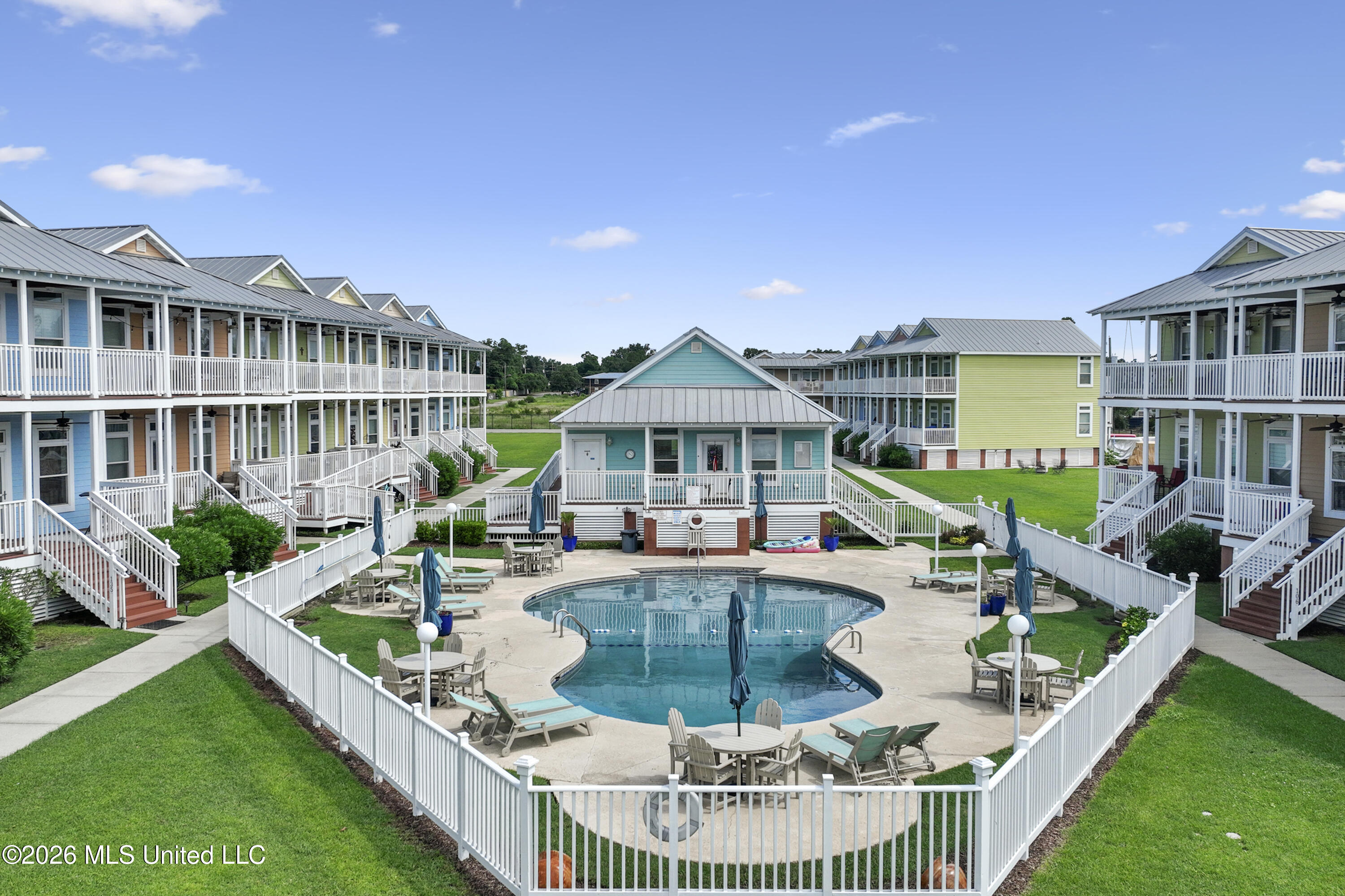 1515 E Beach Boulevard Property Photo 1