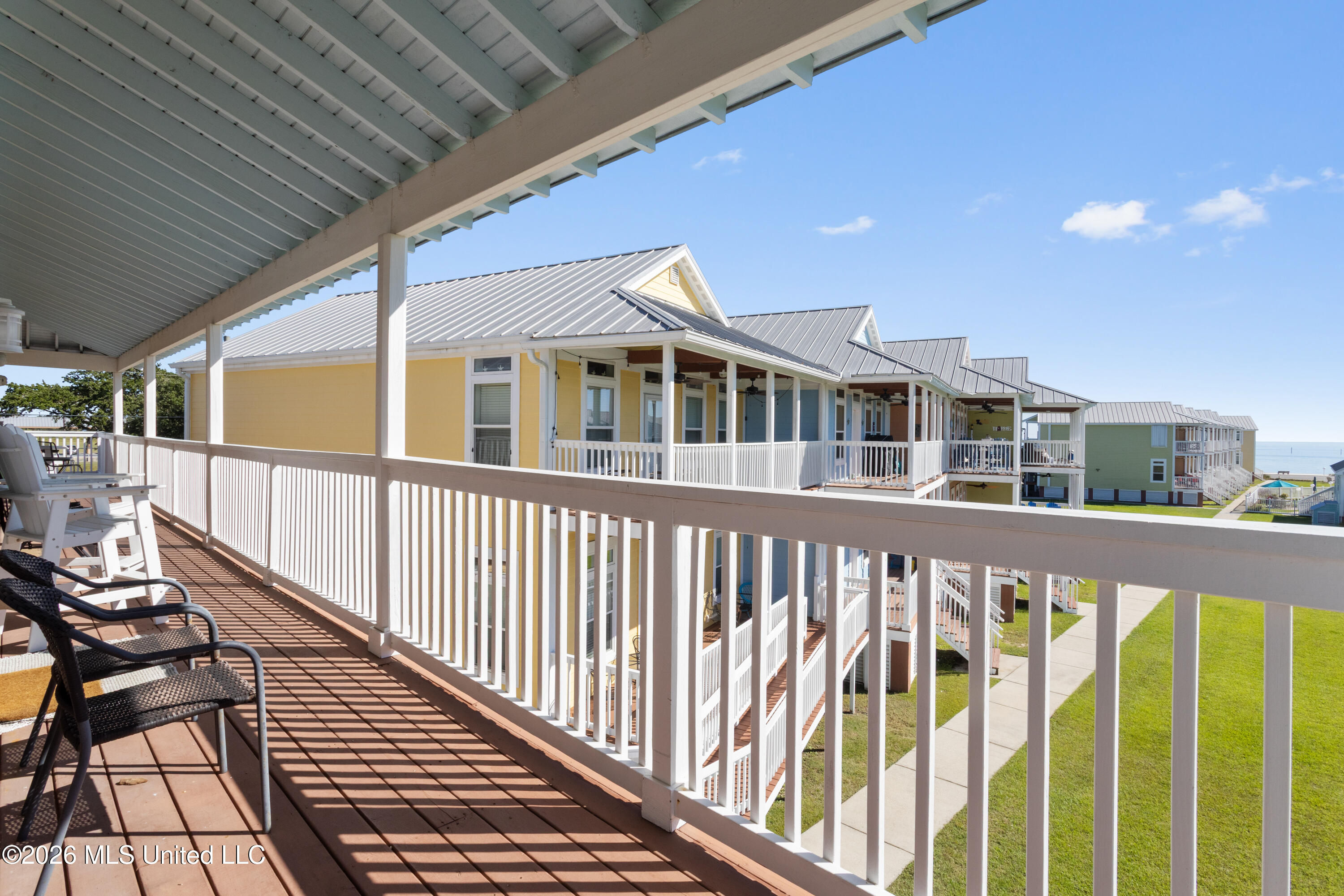 1515 E Beach Boulevard Property Photo 4