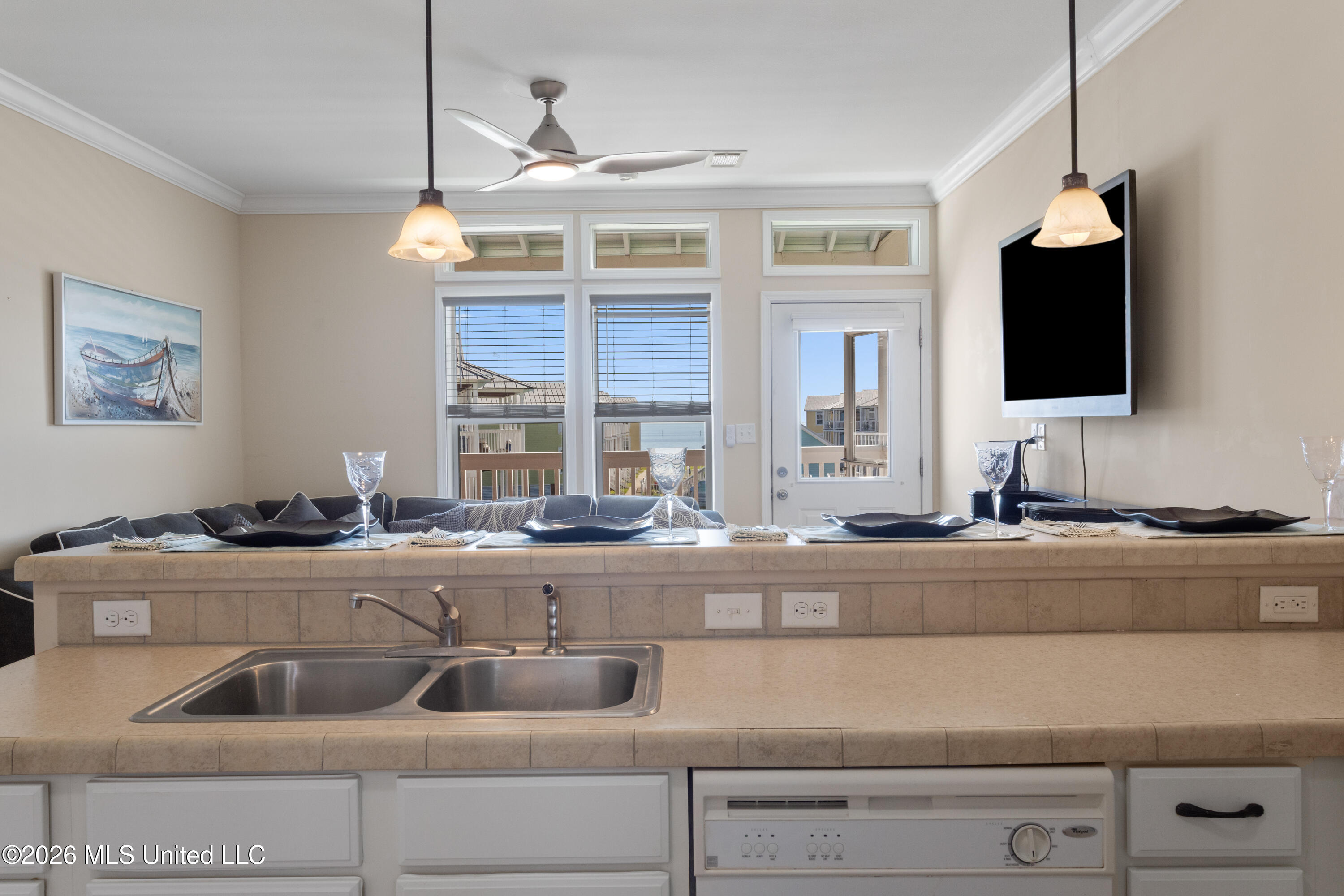 1515 E Beach Boulevard Property Photo 17