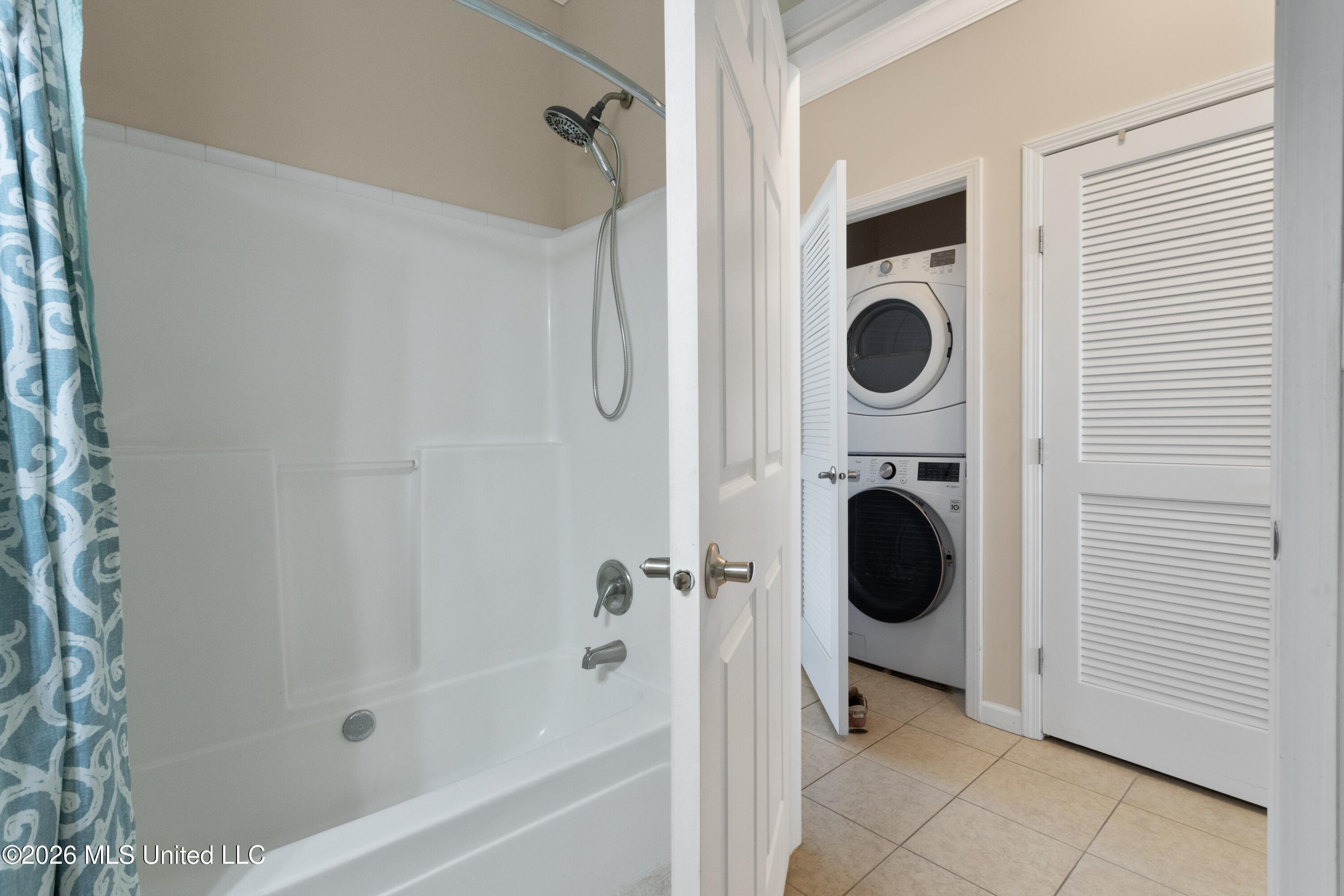 1515 E Beach Boulevard Property Photo 22