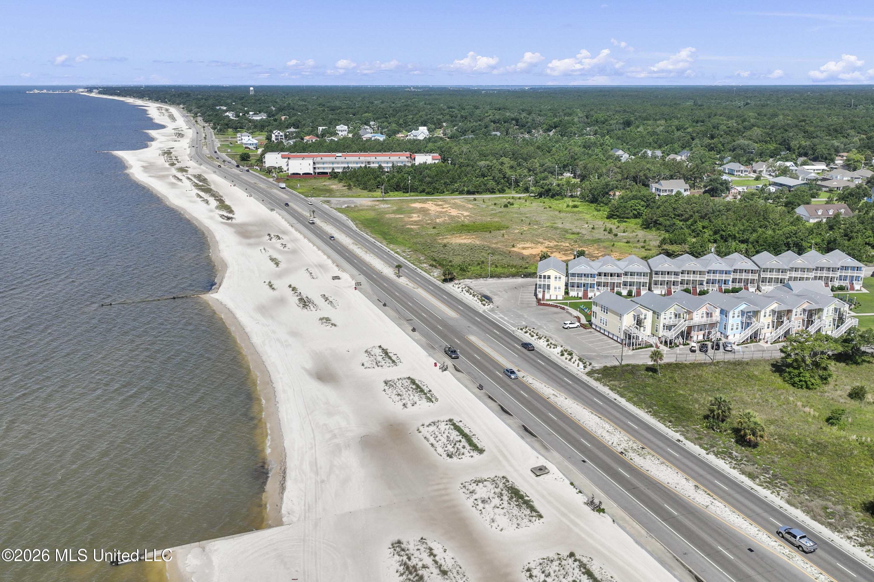 1515 E Beach Boulevard Property Photo 32