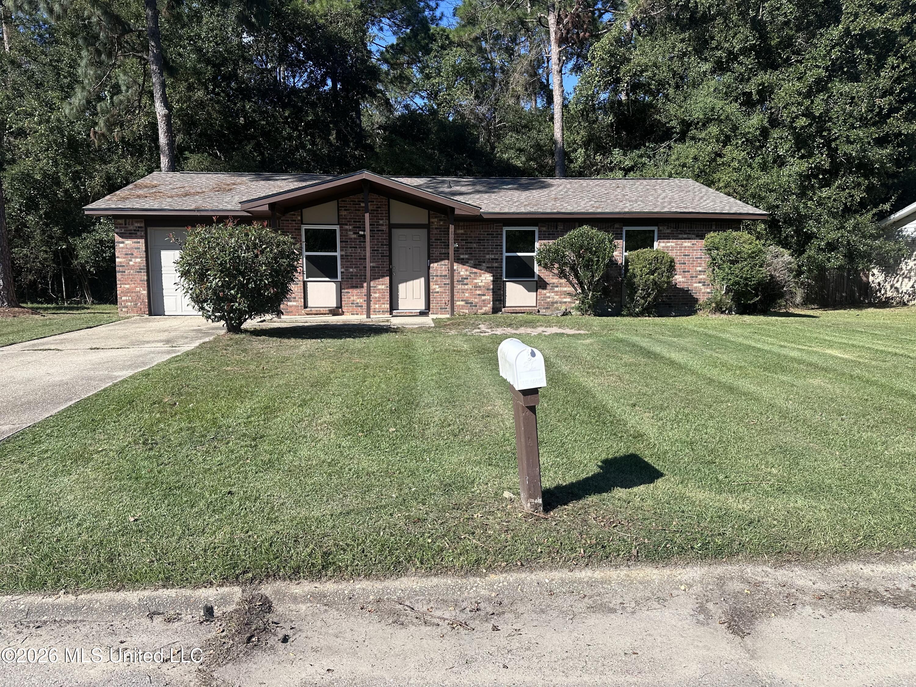 1808 Timber Lane Property Photo 1