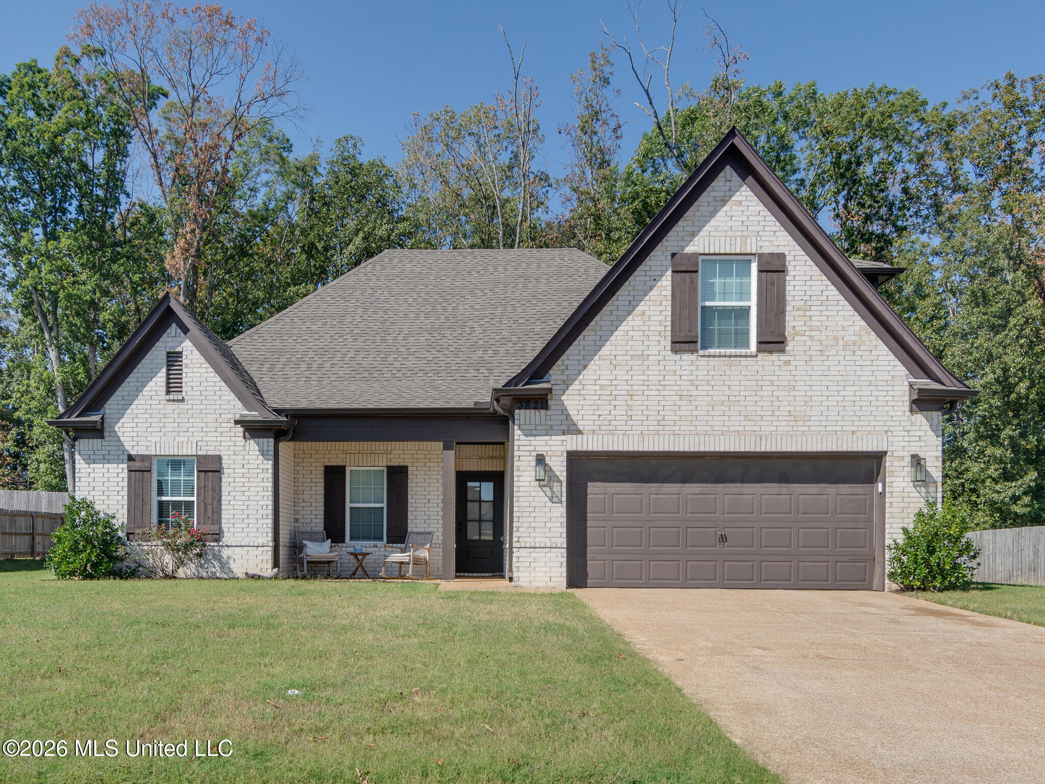 3821 Washington Woods Road Property Photo 1
