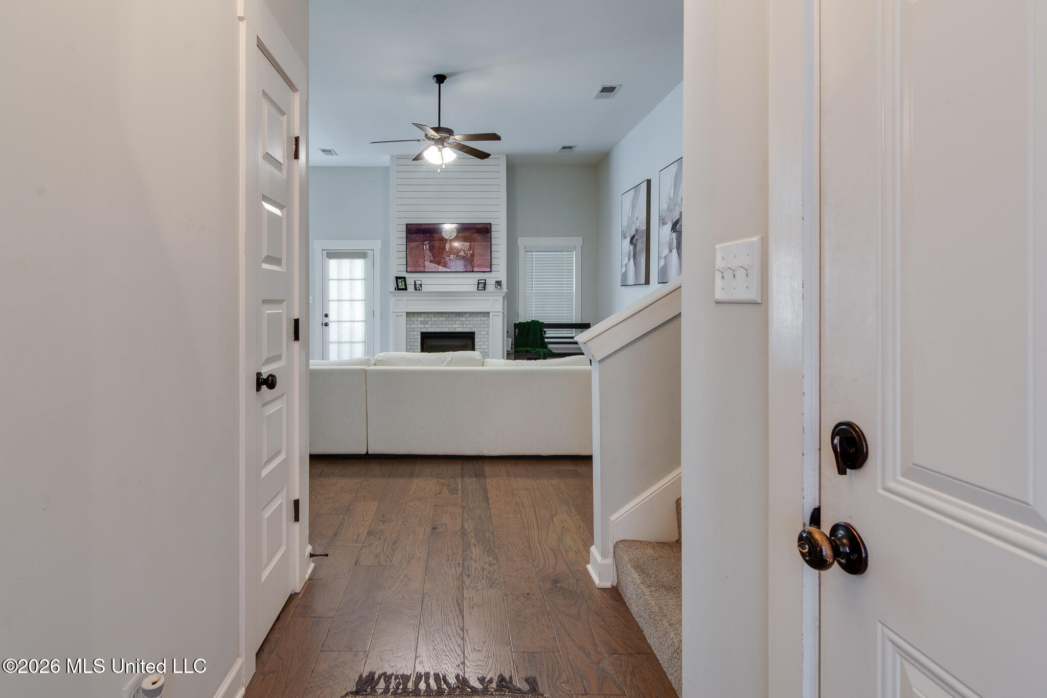 3821 Washington Woods Road Property Photo 3
