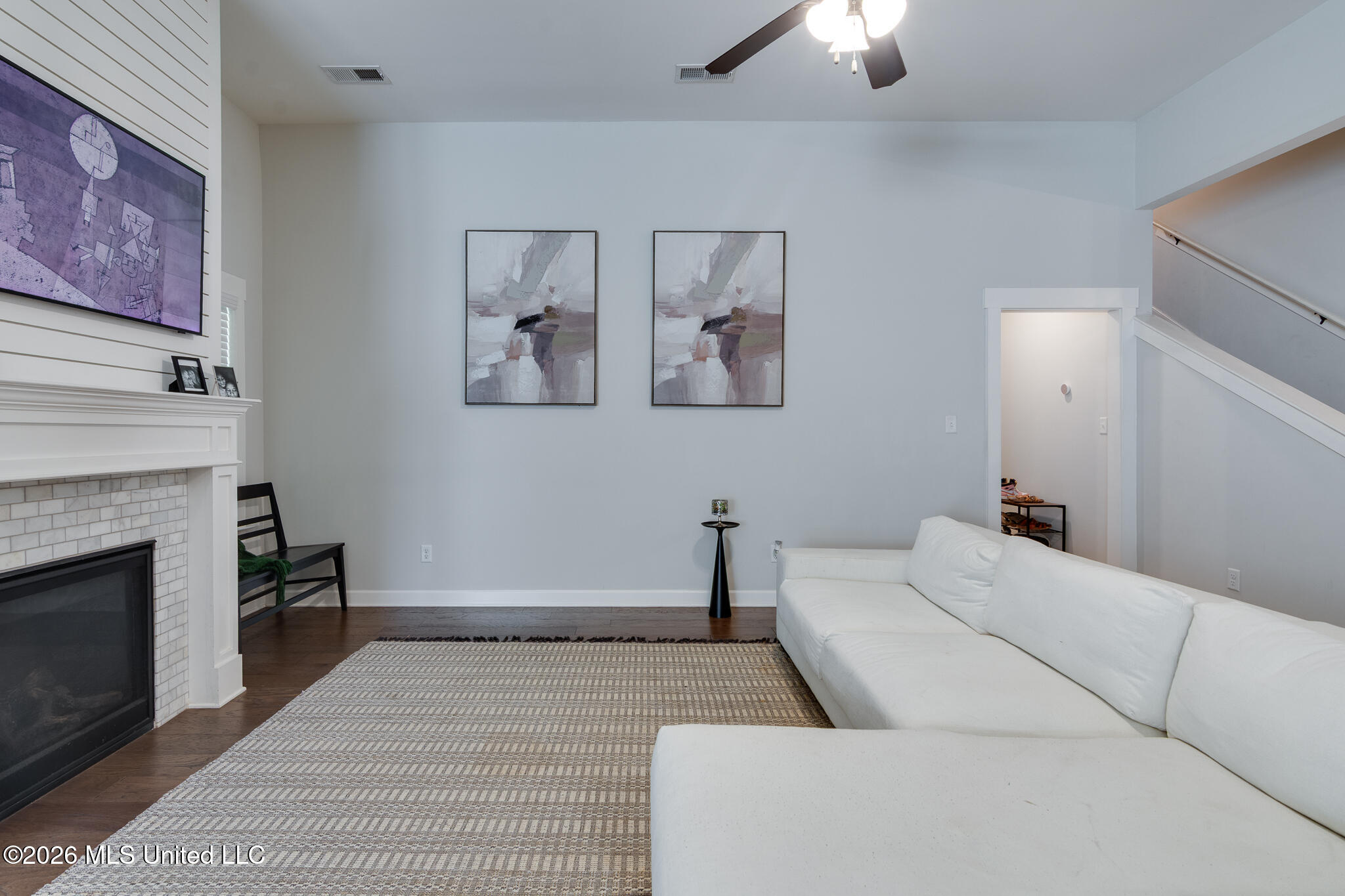 3821 Washington Woods Road Property Photo 7