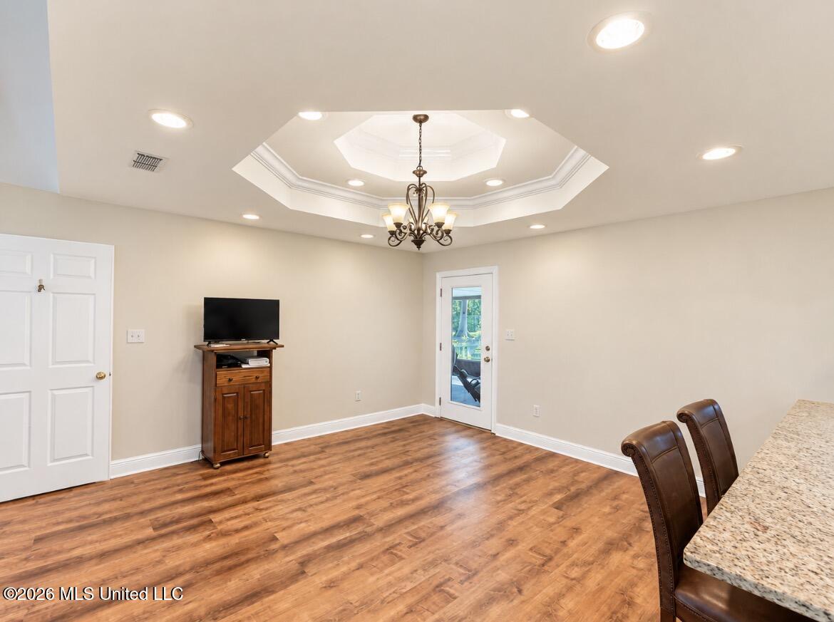 12455 Cox Road Property Photo 7