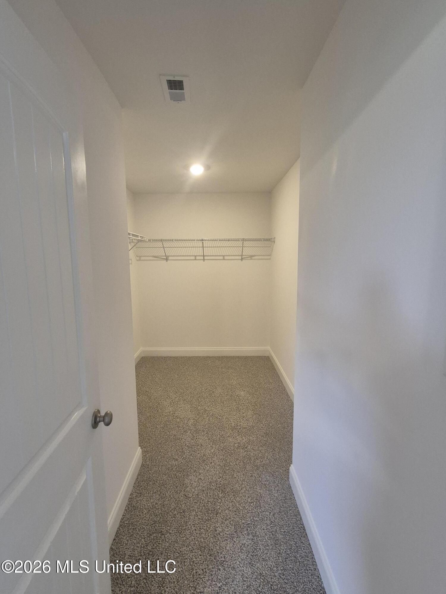 7851 Gardendale Drive Property Photo 9
