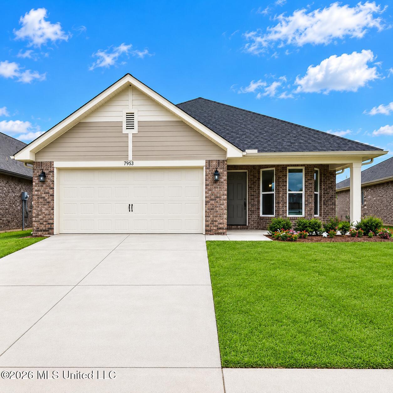 7851 Gardendale Drive Property Photo 14