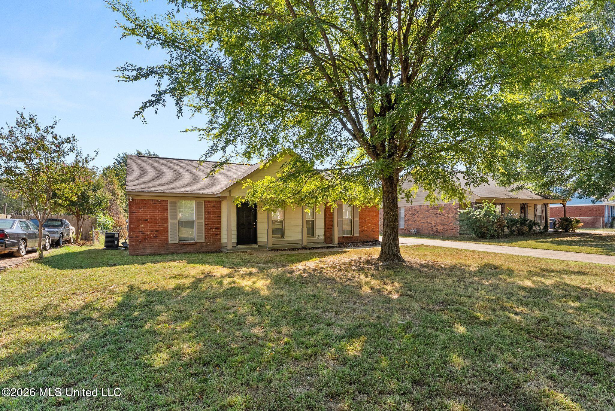 6070 Somerset Drive Property Photo 1