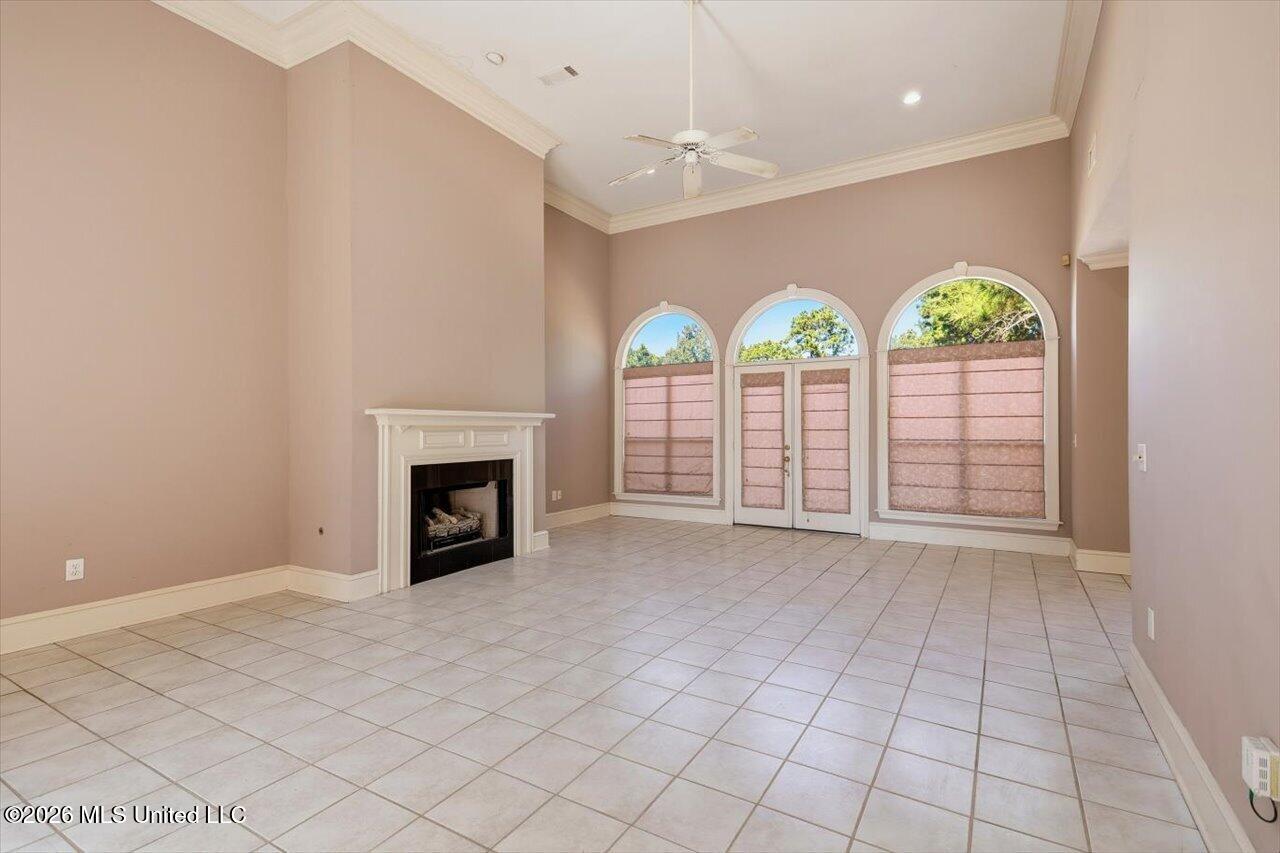 804 Annandale Road Property Photo 4
