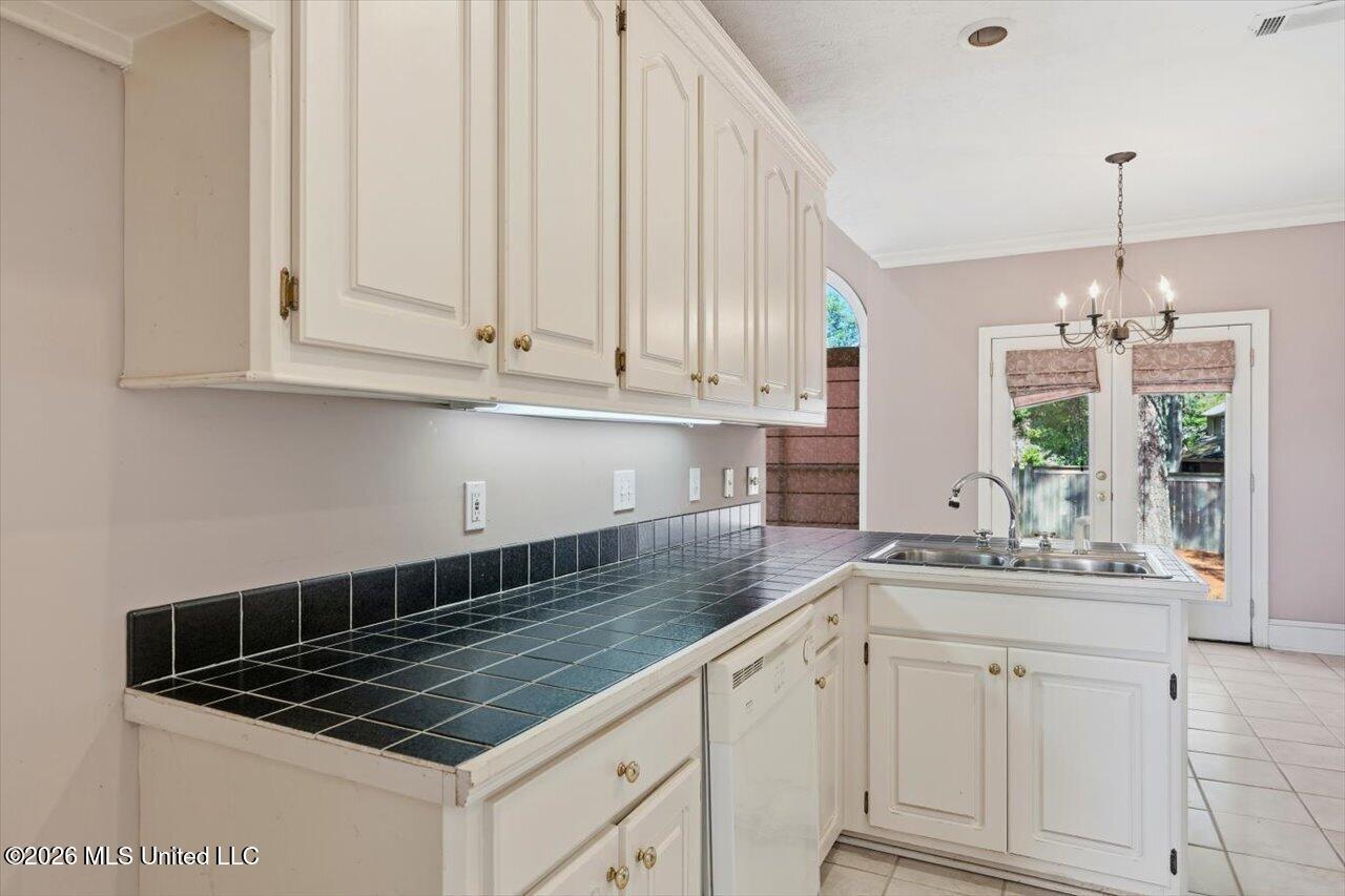 804 Annandale Road Property Photo 12