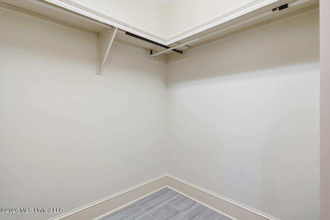 804 Annandale Road Property Photo 23