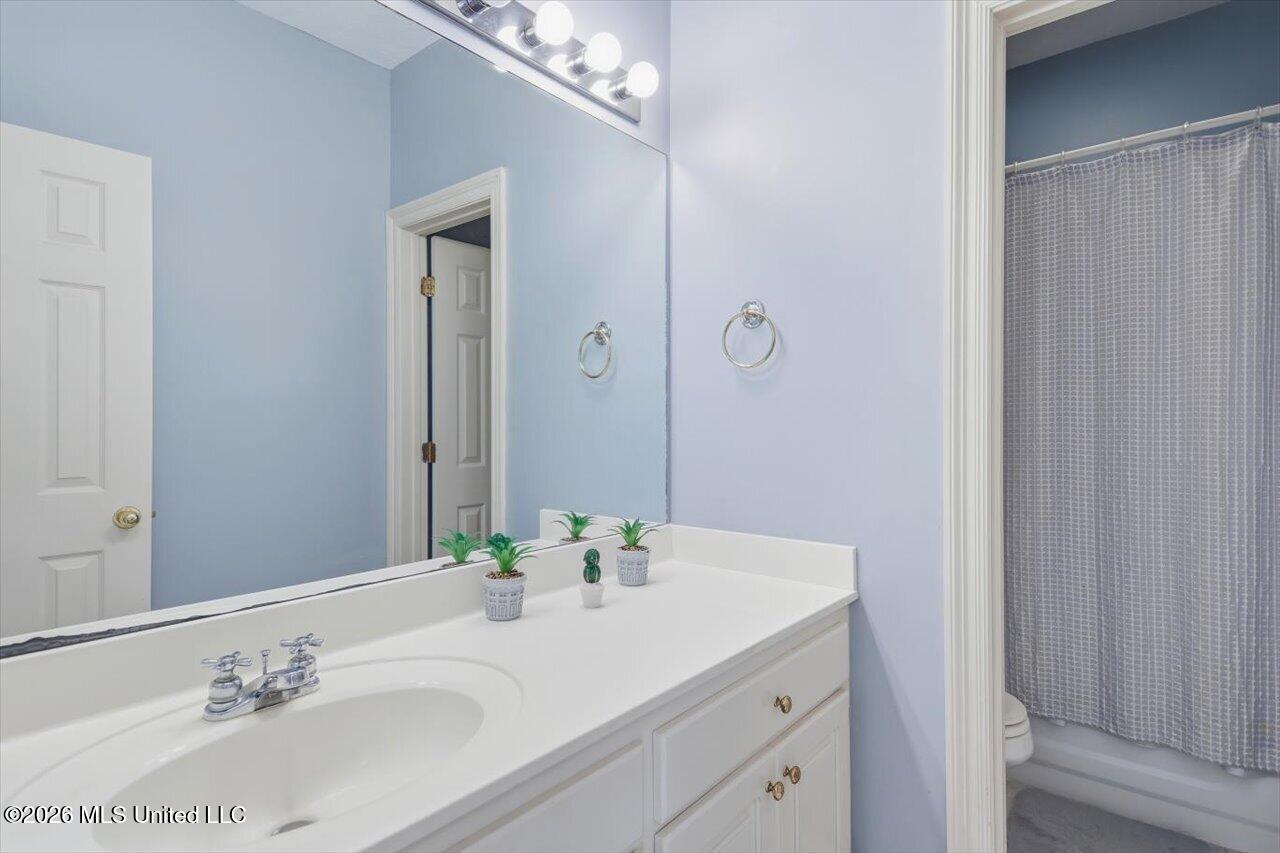 804 Annandale Road Property Photo 24