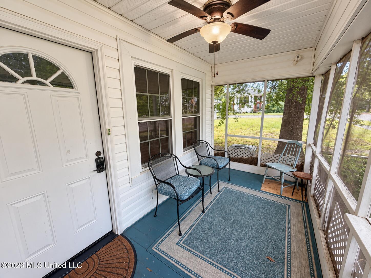 332 Clark Street Property Photo 4