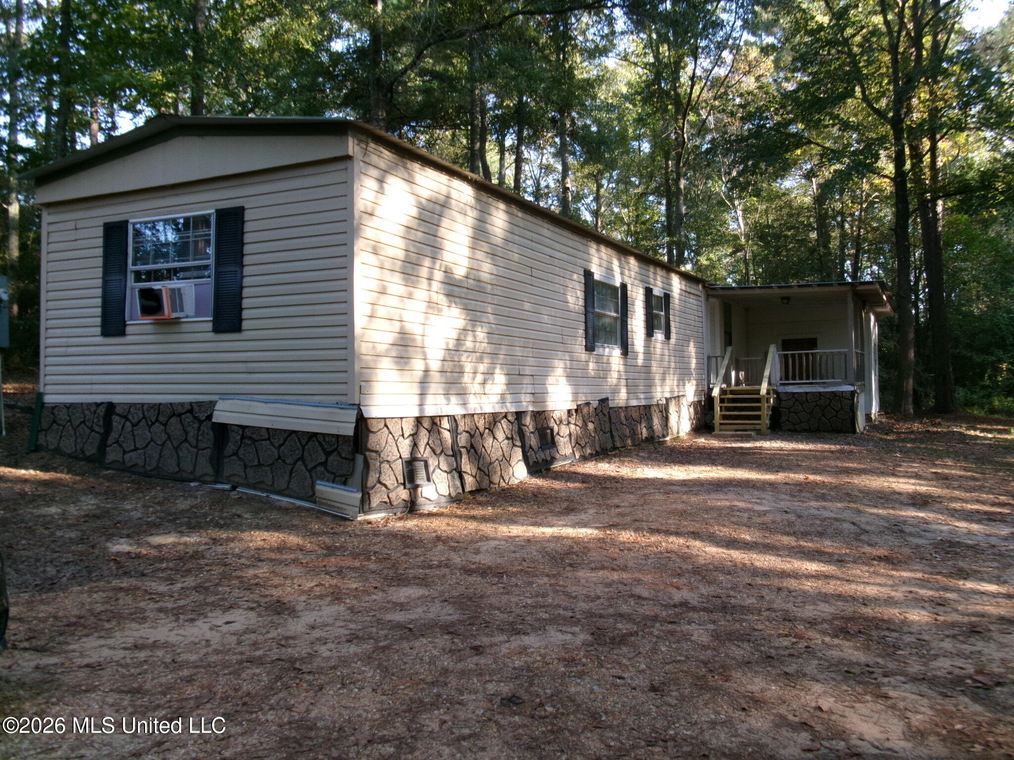 351 Roan Ready Road Property Photo 1