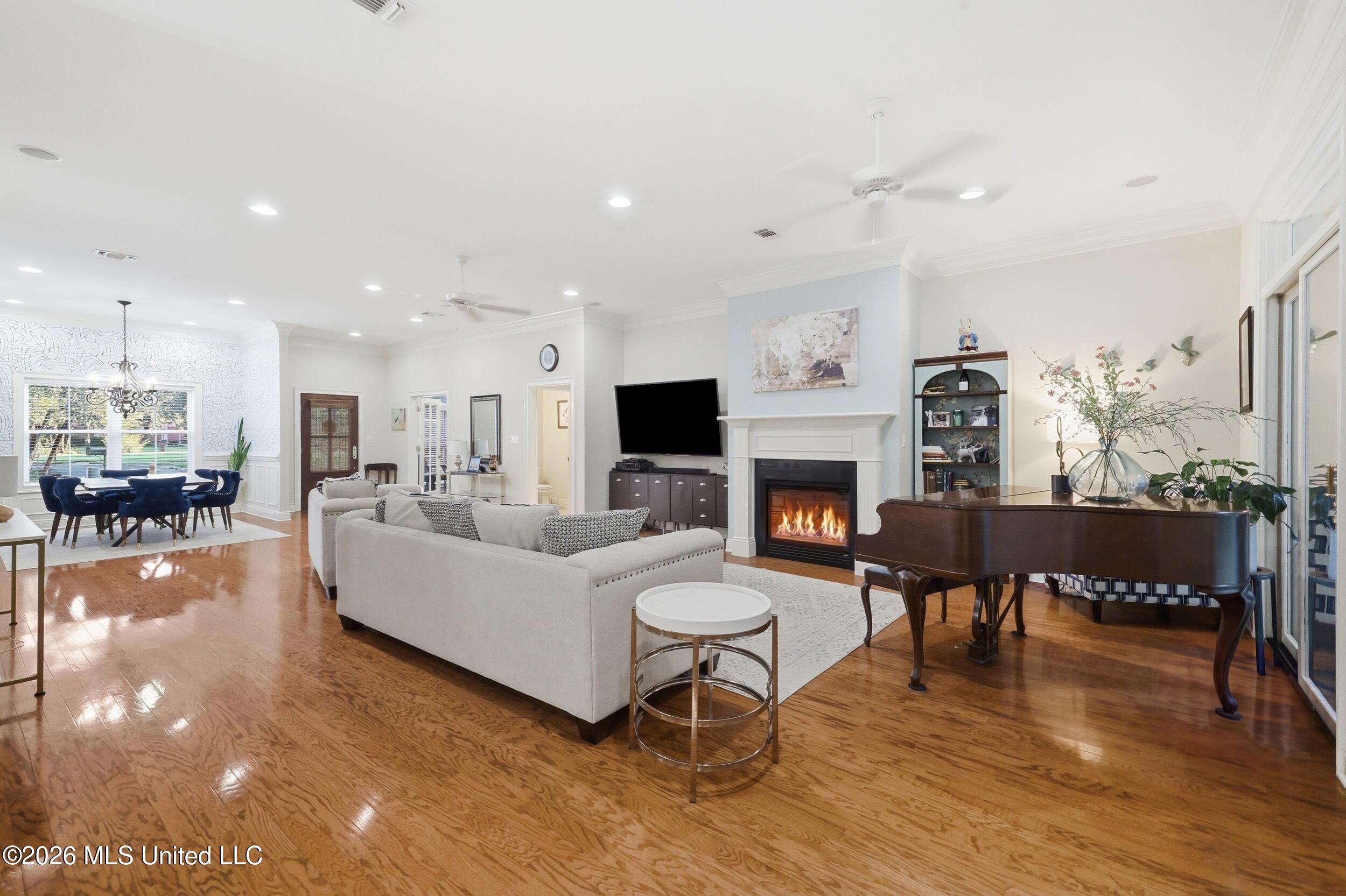 429 Vouvray Cove Property Photo 10