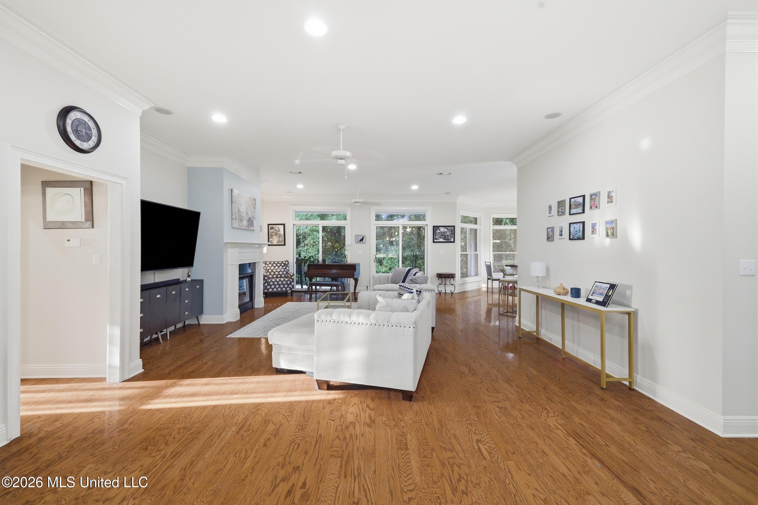 429 Vouvray Cove Property Photo 11