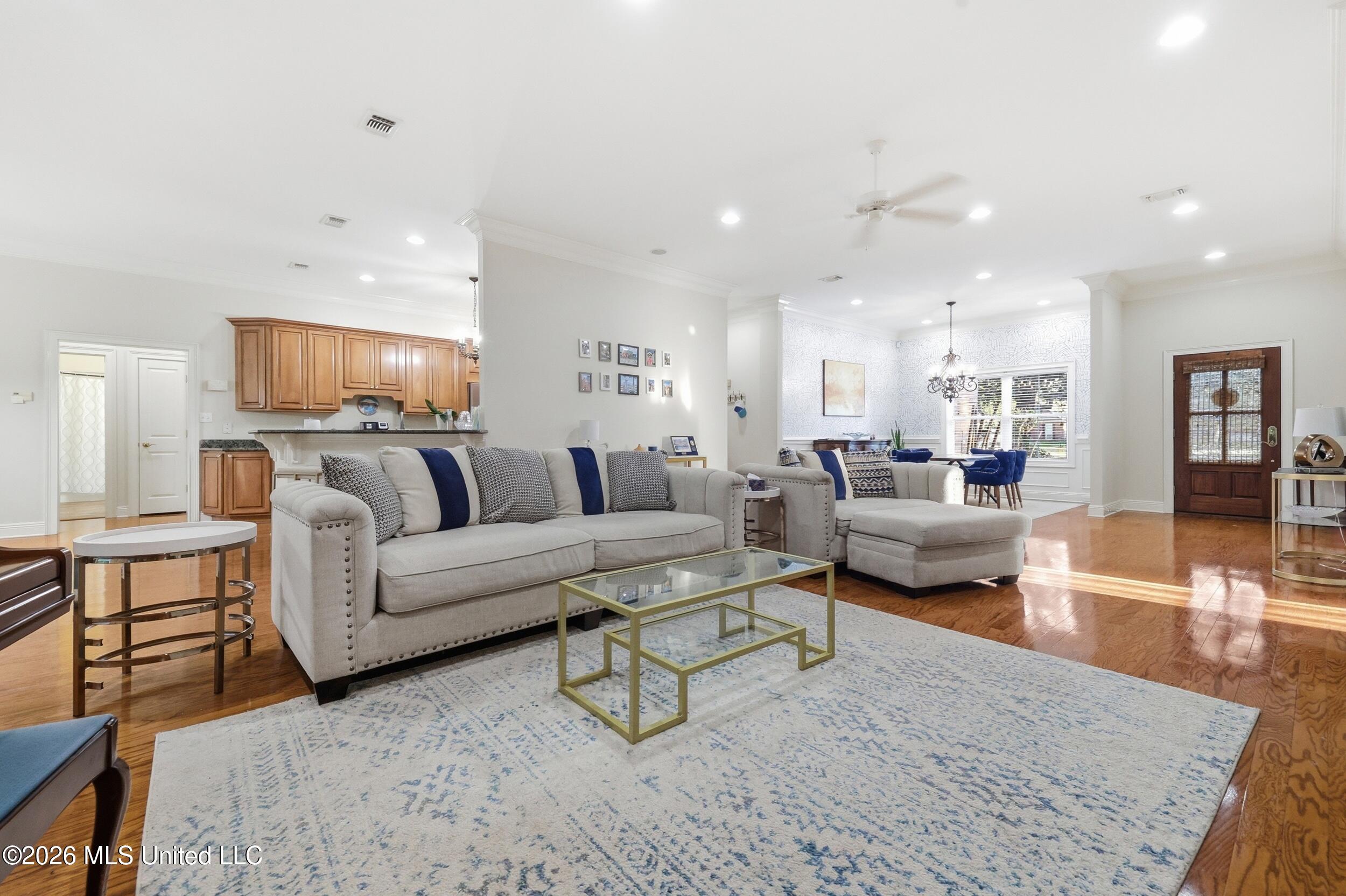 429 Vouvray Cove Property Photo 13