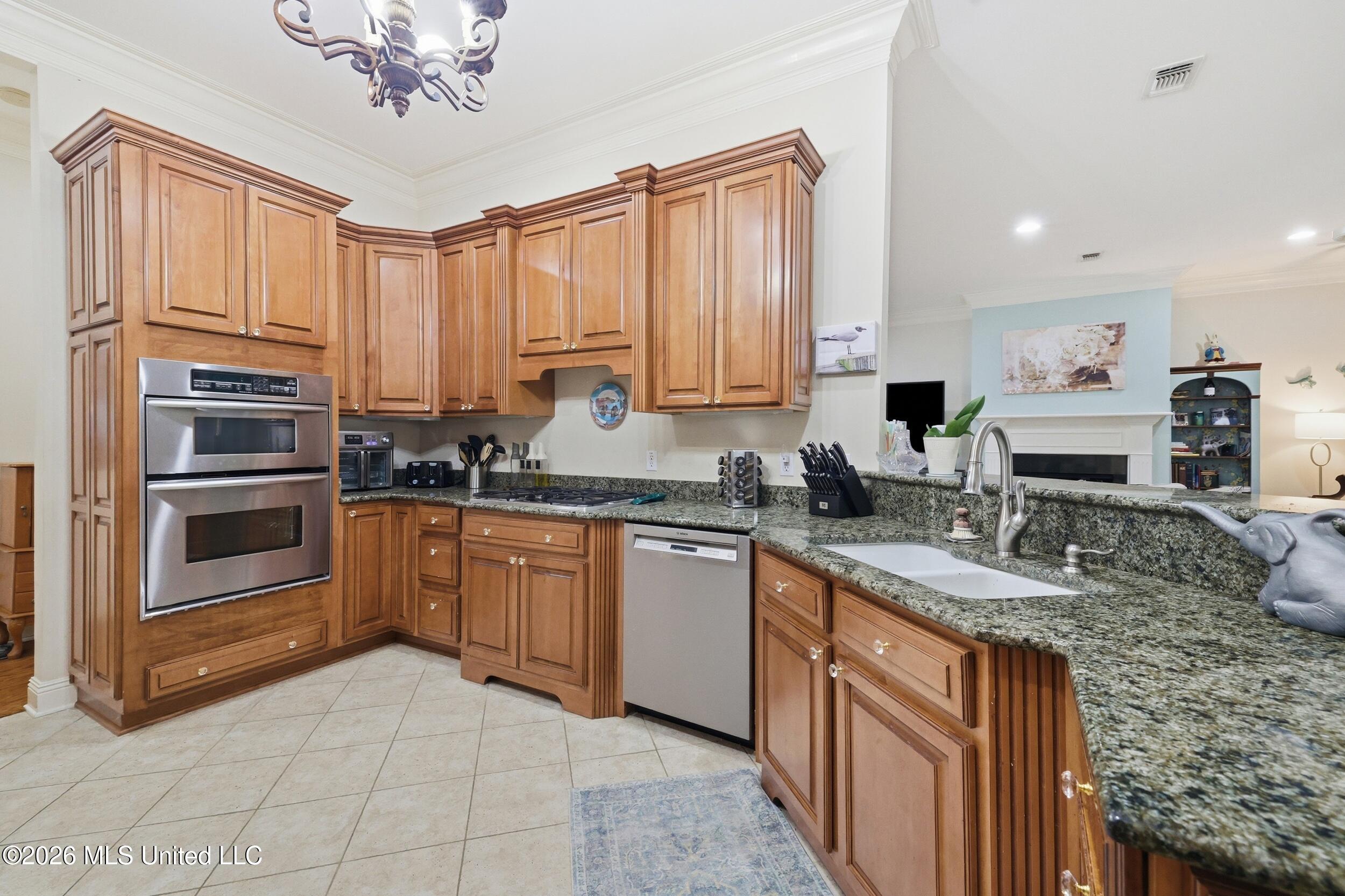 429 Vouvray Cove Property Photo 16